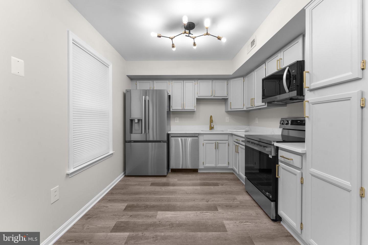 3484 LEGERE CT, WOODBRIDGE, Virginia 22193, 3 Bedrooms Bedrooms, ,2 BathroomsBathrooms,Residential,For sale,3484 LEGERE CT,VAPW2107648 MLS # VAPW2107648