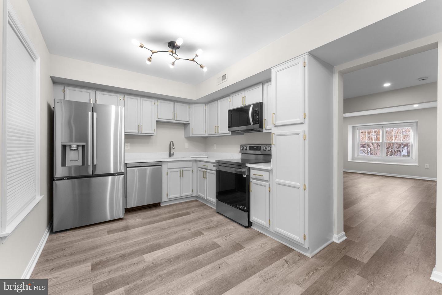 3484 LEGERE CT, WOODBRIDGE, Virginia 22193, 3 Bedrooms Bedrooms, ,2 BathroomsBathrooms,Residential,For sale,3484 LEGERE CT,VAPW2107648 MLS # VAPW2107648