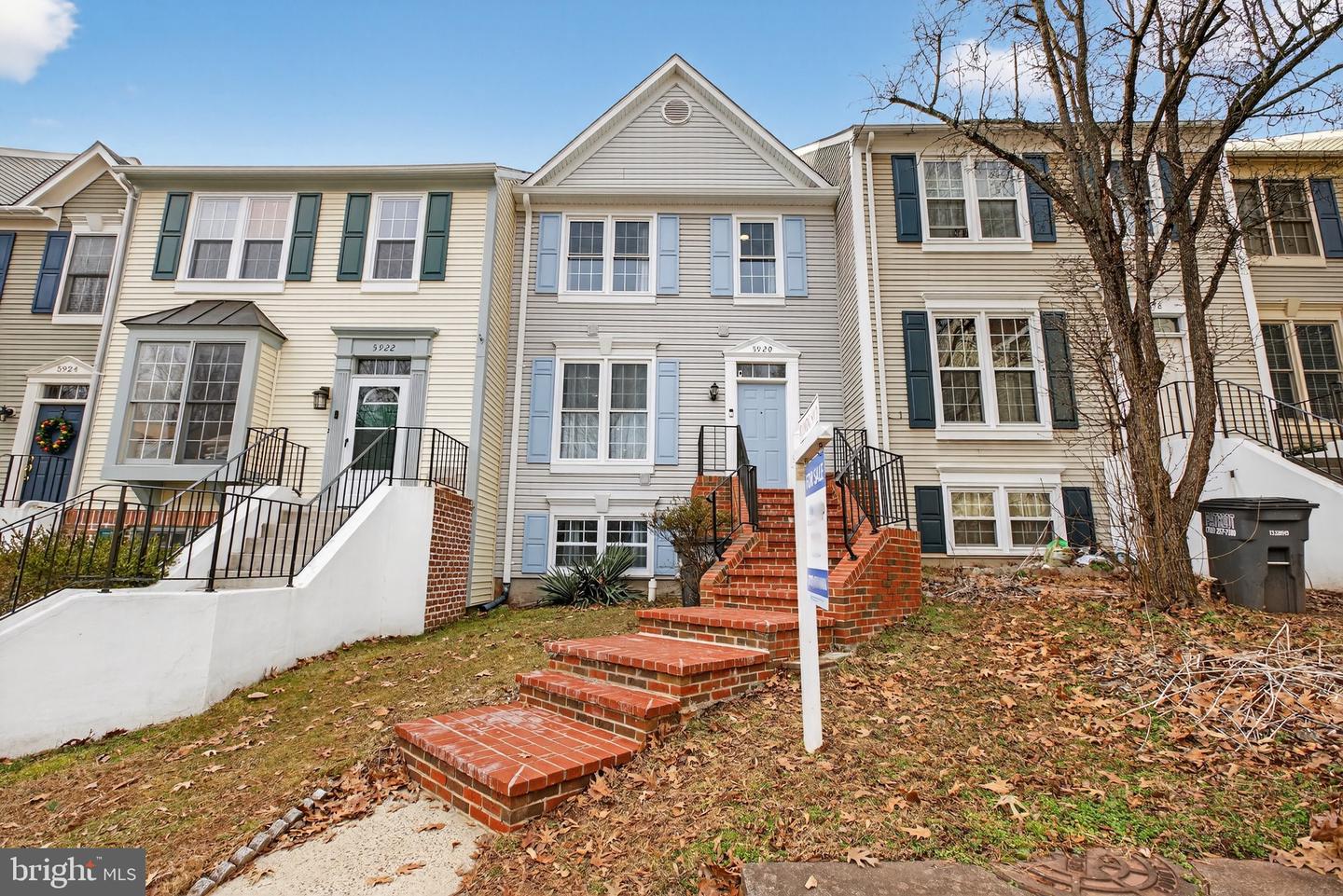 5920 BARON KENT LN, CENTREVILLE, Virginia 20120, 4 Bedrooms Bedrooms, ,3 BathroomsBathrooms,Residential,For sale,5920 BARON KENT LN,VAFX2282384 MLS # VAFX2282384