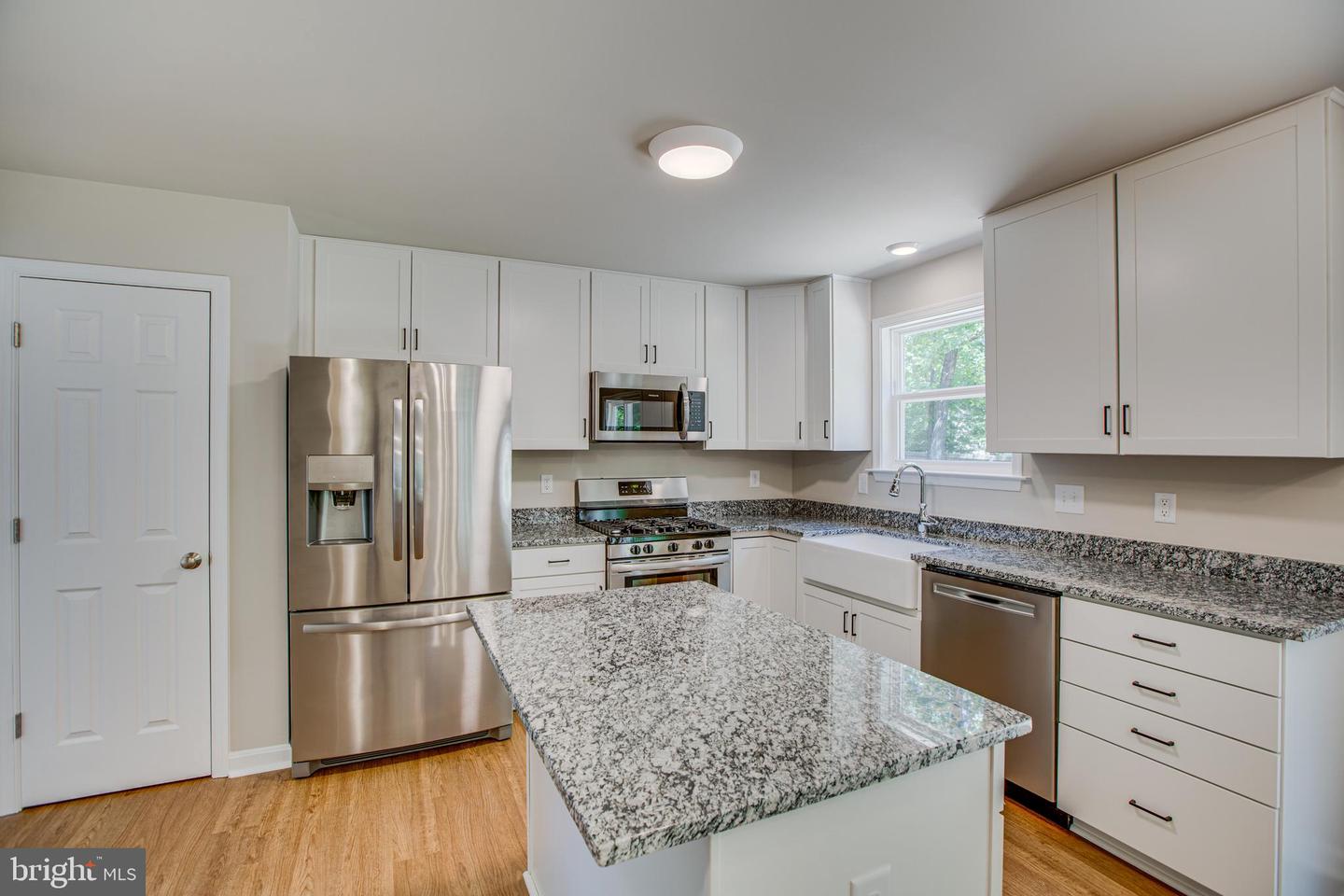 WESTMORELAND DR #L 14 BLK K, COLONIAL BEACH, Virginia 22443, 4 Bedrooms Bedrooms, ,2 BathroomsBathrooms,Residential,For sale,WESTMORELAND DR #L 14 BLK K,VAWE2010344 MLS # VAWE2010344 WESTMORELAND DR #L 14 BLK K, COLONIAL BEACH, Virginia 22443, 4 Bedrooms Bedrooms, ,2 BathroomsBathrooms,Residential,For sale,WESTMORELAND DR #L 14 BLK K,VAWE2010344 MLS # VAWE2010344