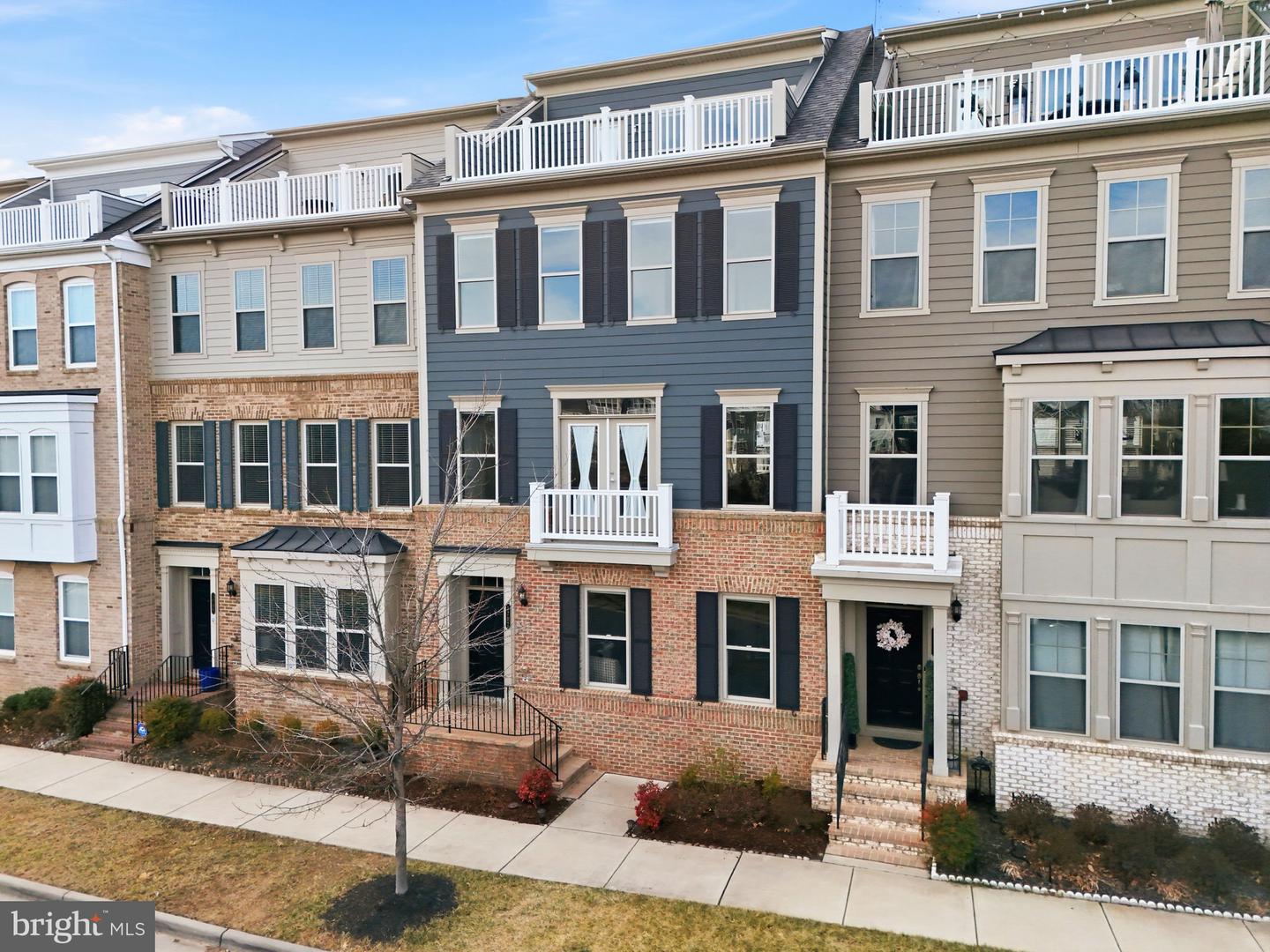 1707 COTTONWOOD GROVE RD, DUMFRIES, Virginia 22026, 3 Bedrooms Bedrooms, ,2 BathroomsBathrooms,Residential,For sale,1707 COTTONWOOD GROVE RD,VAPW2110388 MLS # VAPW2110388