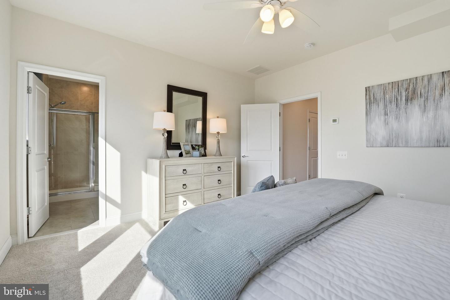 1707 COTTONWOOD GROVE RD, DUMFRIES, Virginia 22026, 3 Bedrooms Bedrooms, ,2 BathroomsBathrooms,Residential,For sale,1707 COTTONWOOD GROVE RD,VAPW2110388 MLS # VAPW2110388