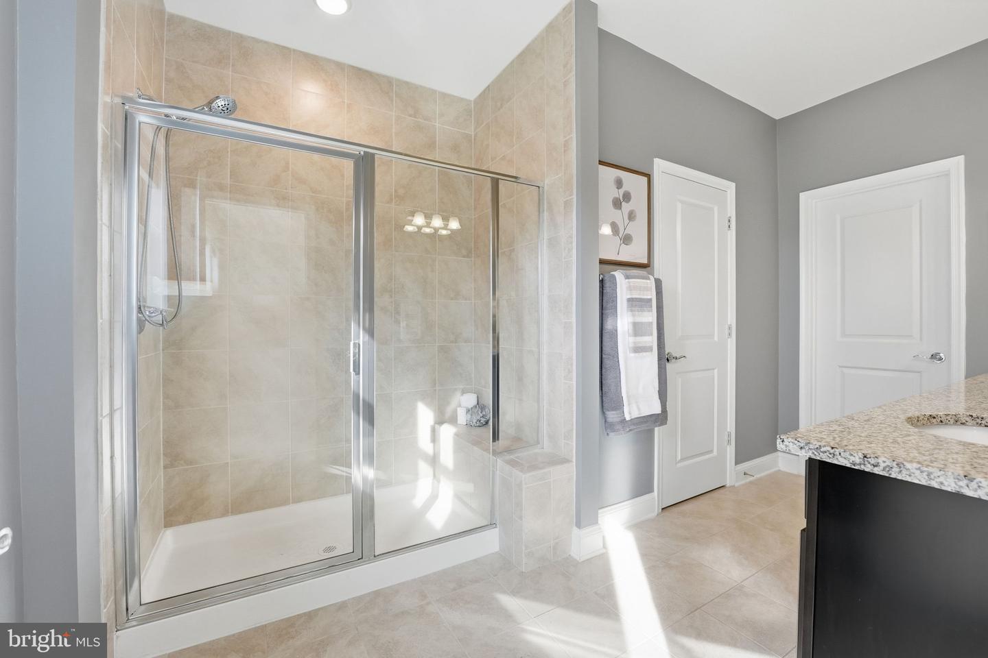 1707 COTTONWOOD GROVE RD, DUMFRIES, Virginia 22026, 3 Bedrooms Bedrooms, ,2 BathroomsBathrooms,Residential,For sale,1707 COTTONWOOD GROVE RD,VAPW2110388 MLS # VAPW2110388