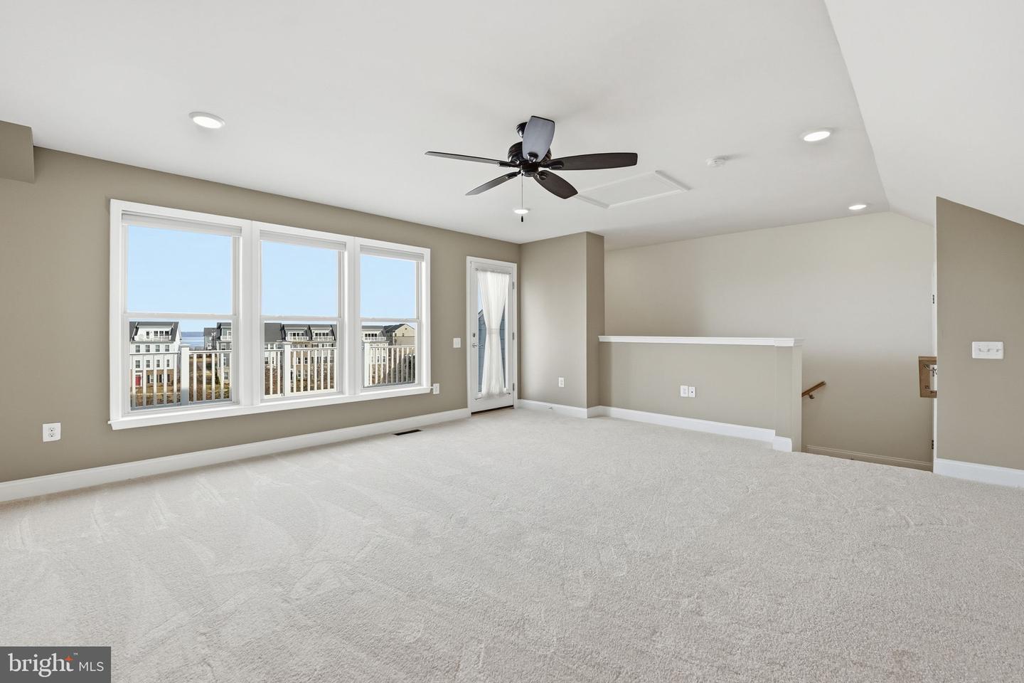 1707 COTTONWOOD GROVE RD, DUMFRIES, Virginia 22026, 3 Bedrooms Bedrooms, ,2 BathroomsBathrooms,Residential,For sale,1707 COTTONWOOD GROVE RD,VAPW2110388 MLS # VAPW2110388