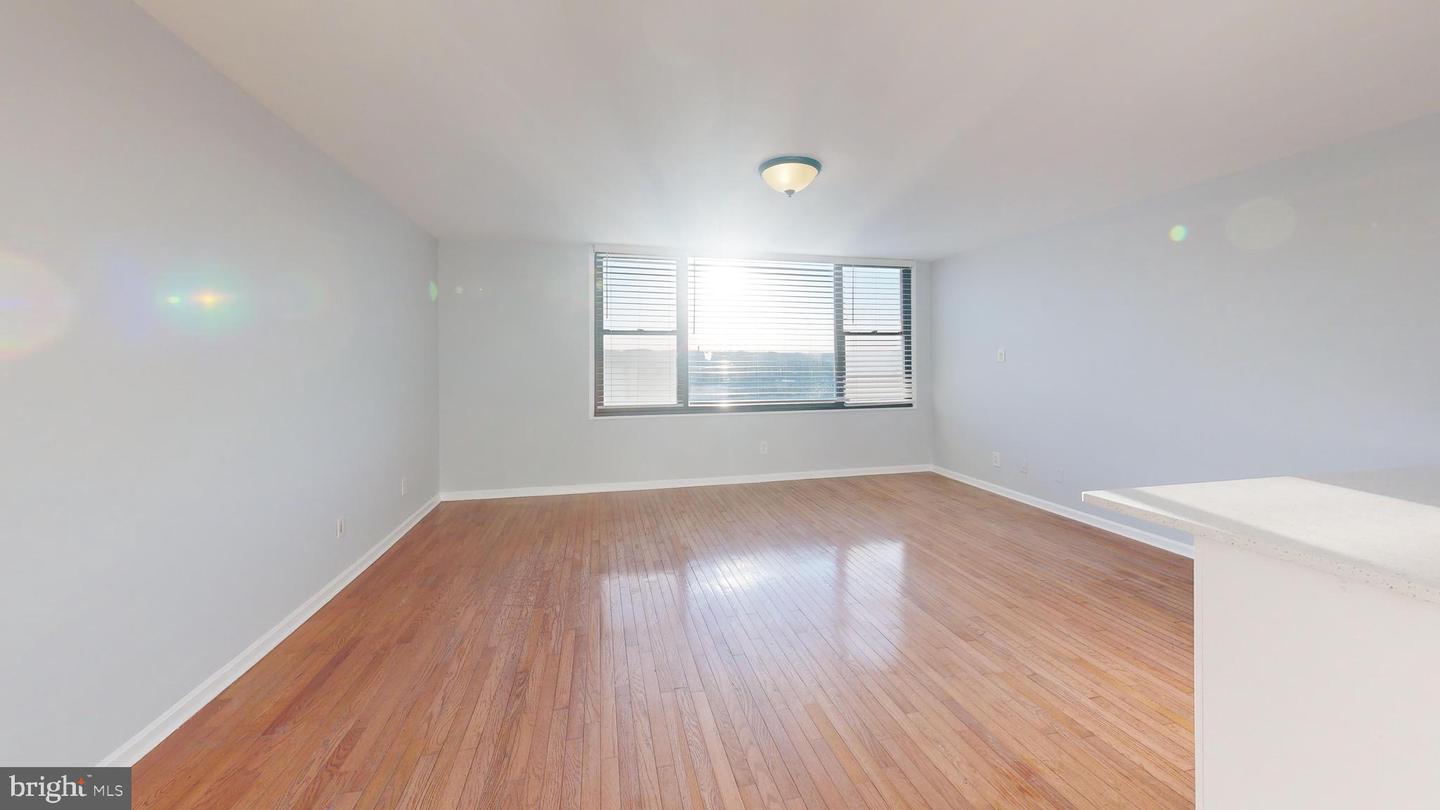 4600 DUKE ST #1524, ALEXANDRIA, Virginia 22304, 2 Bedrooms Bedrooms, ,1 BathroomBathrooms,Residential,For sale,4600 DUKE ST #1524,VAAX2053104 MLS # VAAX2053104