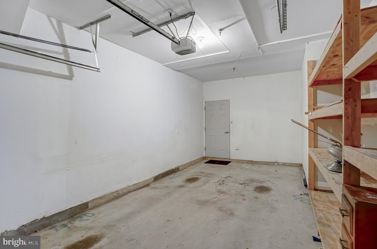 11623 CAVALIER LANDING CT #304, FAIRFAX, Virginia 22030, 3 Bedrooms Bedrooms, ,3 BathroomsBathrooms,Residential,For sale,11623 CAVALIER LANDING CT #304,VAFX2286014 MLS # VAFX2286014