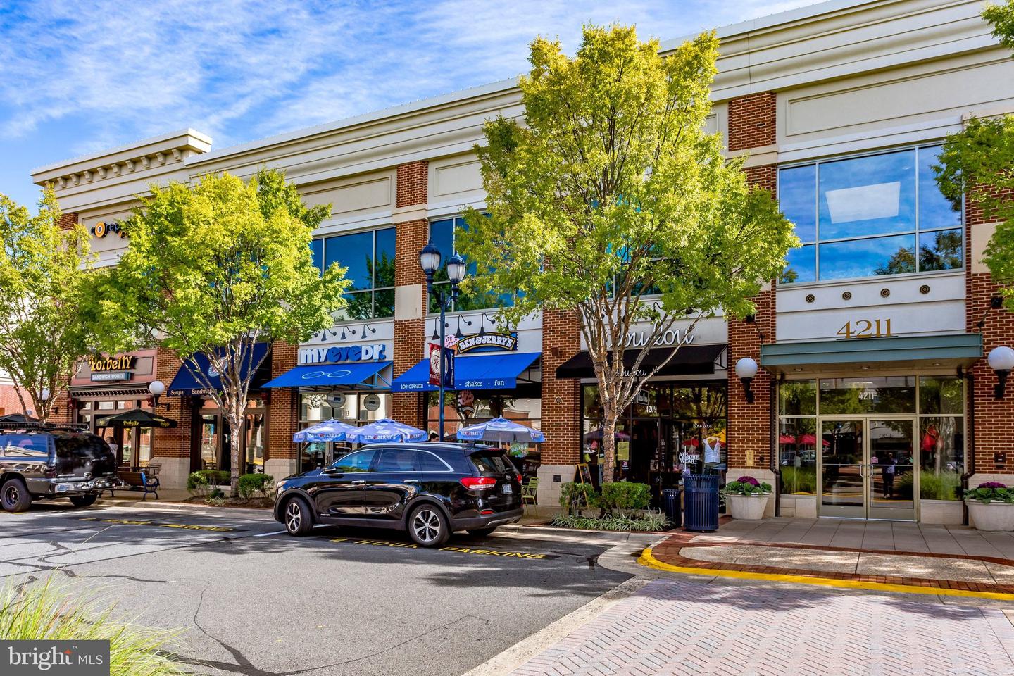 11623 CAVALIER LANDING CT #304, FAIRFAX, Virginia 22030, 3 Bedrooms Bedrooms, ,3 BathroomsBathrooms,Residential,For sale,11623 CAVALIER LANDING CT #304,VAFX2286014 MLS # VAFX2286014