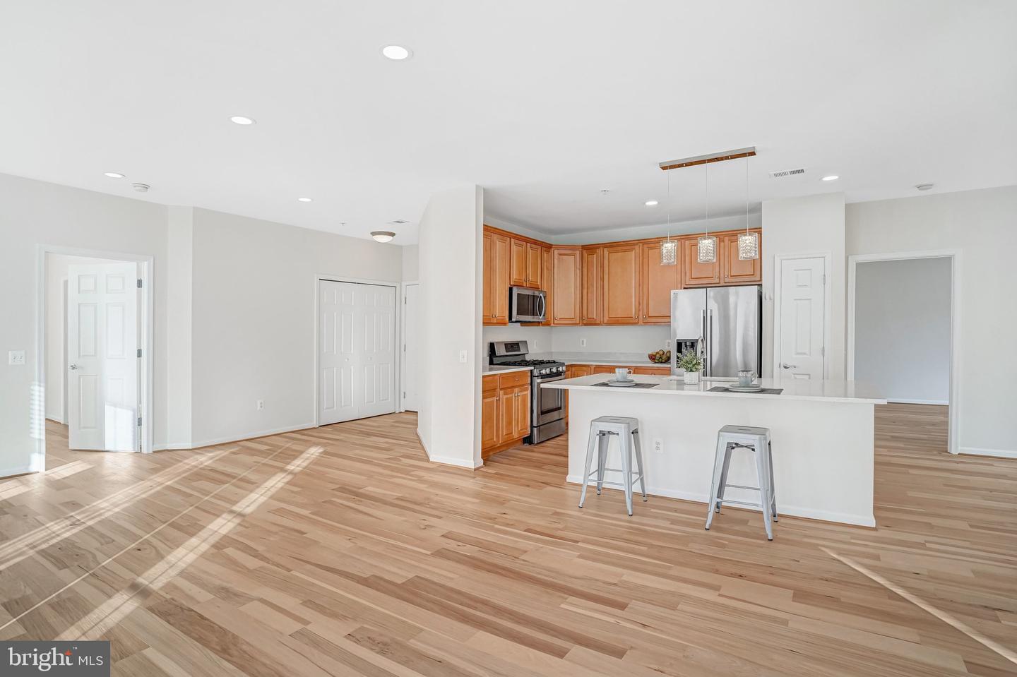 11623 CAVALIER LANDING CT #304, FAIRFAX, Virginia 22030, 3 Bedrooms Bedrooms, ,3 BathroomsBathrooms,Residential,For sale,11623 CAVALIER LANDING CT #304,VAFX2286014 MLS # VAFX2286014