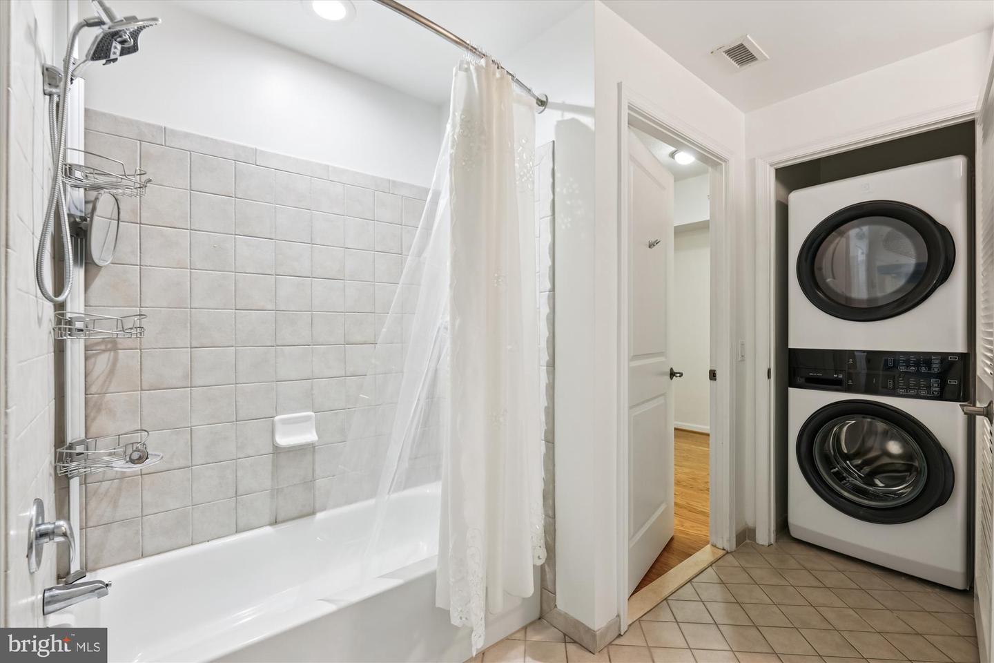 1390 KENYON ST NW #416, WASHINGTON, District Of Columbia 20010, 1 Bedroom Bedrooms, ,1 BathroomBathrooms,Residential,For sale,1390 KENYON ST NW #416,DCDC2241676 MLS # DCDC2241676
