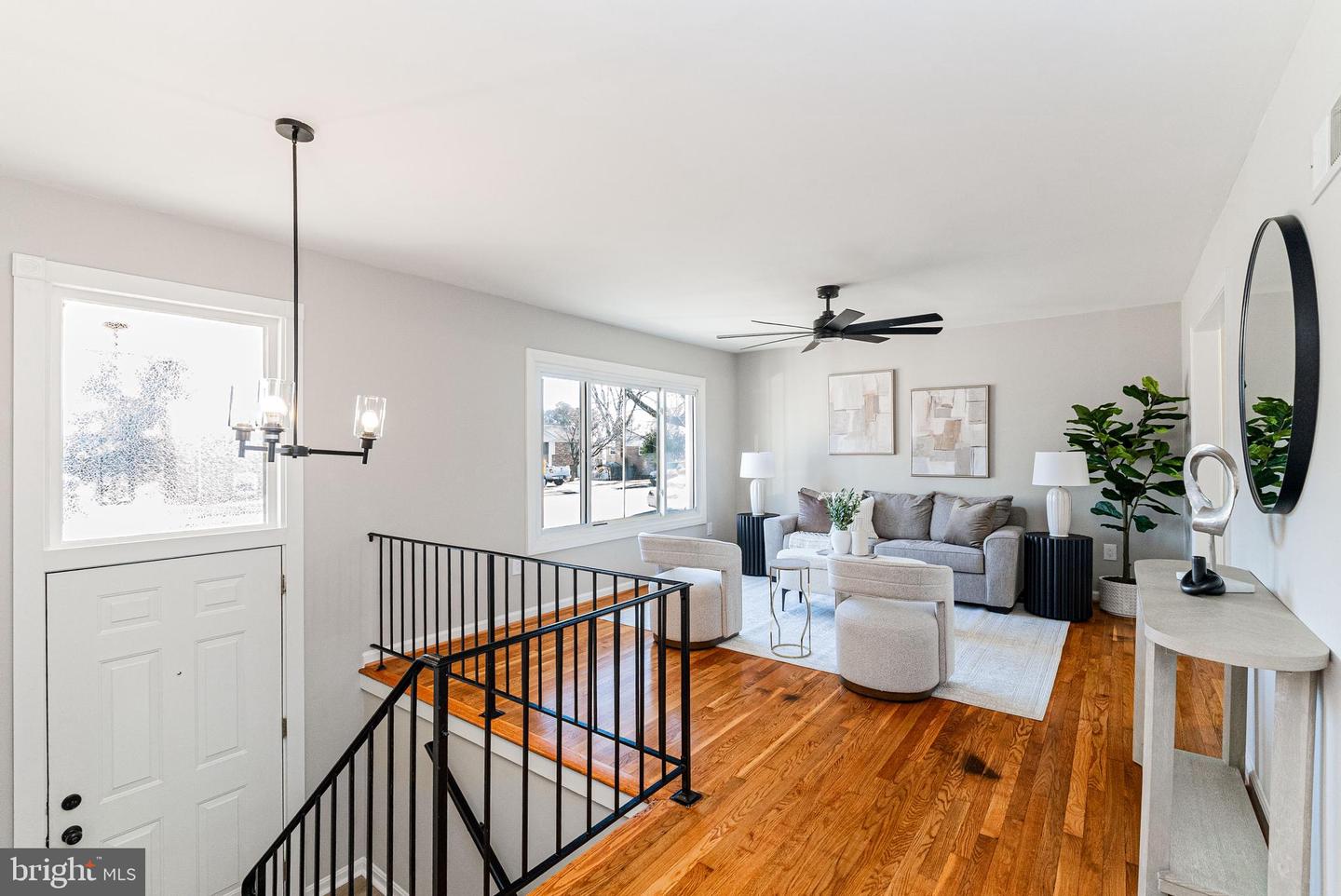 14612 DARBYDALE AVE, WOODBRIDGE, Virginia 22193, 4 Bedrooms Bedrooms, ,3 BathroomsBathrooms,Residential,For sale,14612 DARBYDALE AVE,VAPW2110842 MLS # VAPW2110842