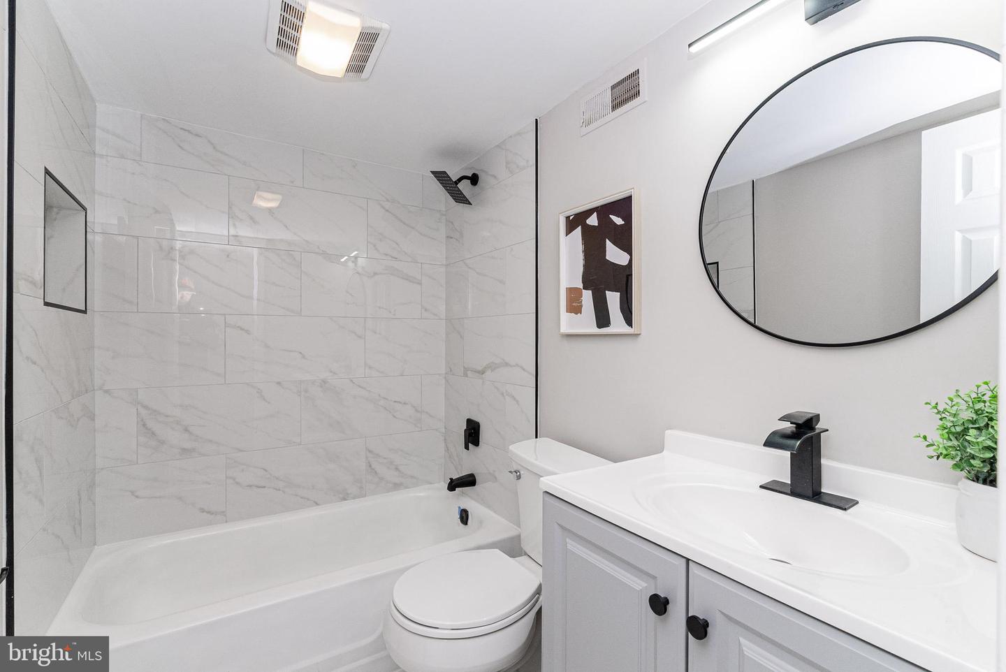 14612 DARBYDALE AVE, WOODBRIDGE, Virginia 22193, 4 Bedrooms Bedrooms, ,3 BathroomsBathrooms,Residential,For sale,14612 DARBYDALE AVE,VAPW2110842 MLS # VAPW2110842