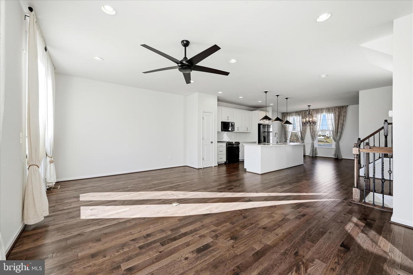 156 SOLARA DR, WINCHESTER, Virginia 22602, 4 Bedrooms Bedrooms, ,3 BathroomsBathrooms,Residential,For sale,156 SOLARA DR,VAFV2039090 MLS # VAFV2039090