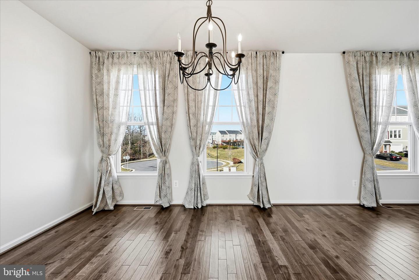 156 SOLARA DR, WINCHESTER, Virginia 22602, 4 Bedrooms Bedrooms, ,3 BathroomsBathrooms,Residential,For sale,156 SOLARA DR,VAFV2039090 MLS # VAFV2039090