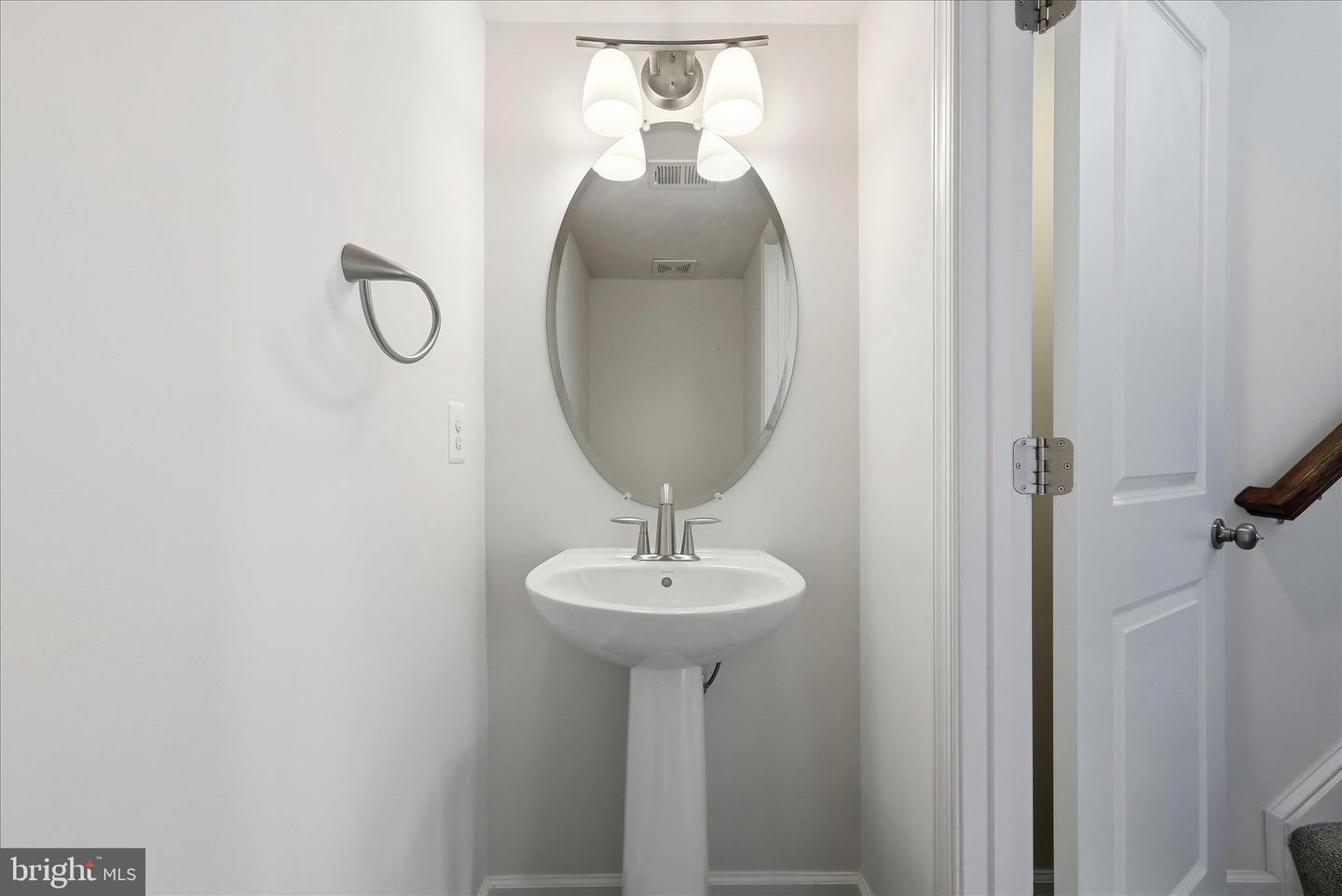 156 SOLARA DR, WINCHESTER, Virginia 22602, 4 Bedrooms Bedrooms, ,3 BathroomsBathrooms,Residential,For sale,156 SOLARA DR,VAFV2039090 MLS # VAFV2039090