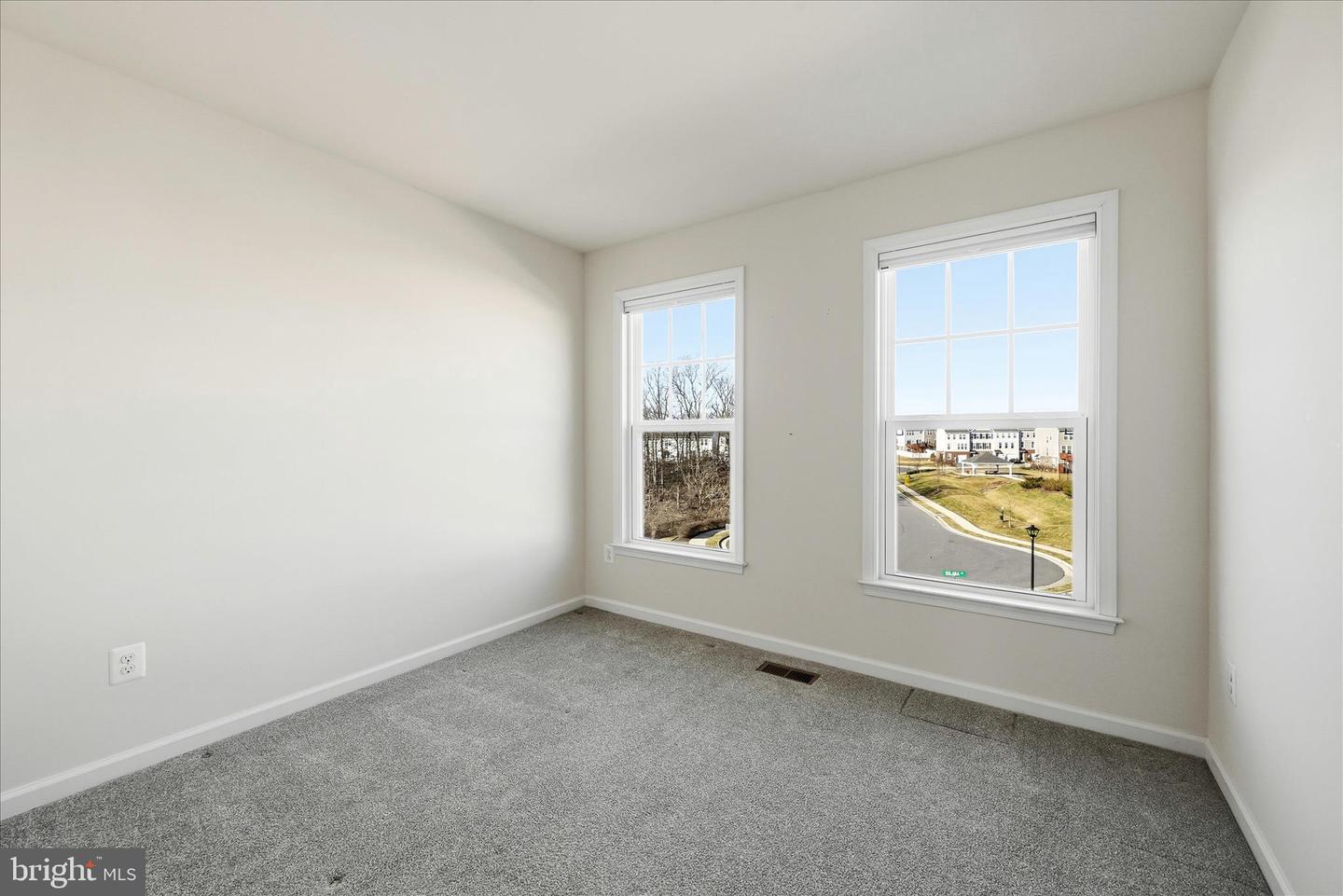 156 SOLARA DR, WINCHESTER, Virginia 22602, 4 Bedrooms Bedrooms, ,3 BathroomsBathrooms,Residential,For sale,156 SOLARA DR,VAFV2039090 MLS # VAFV2039090