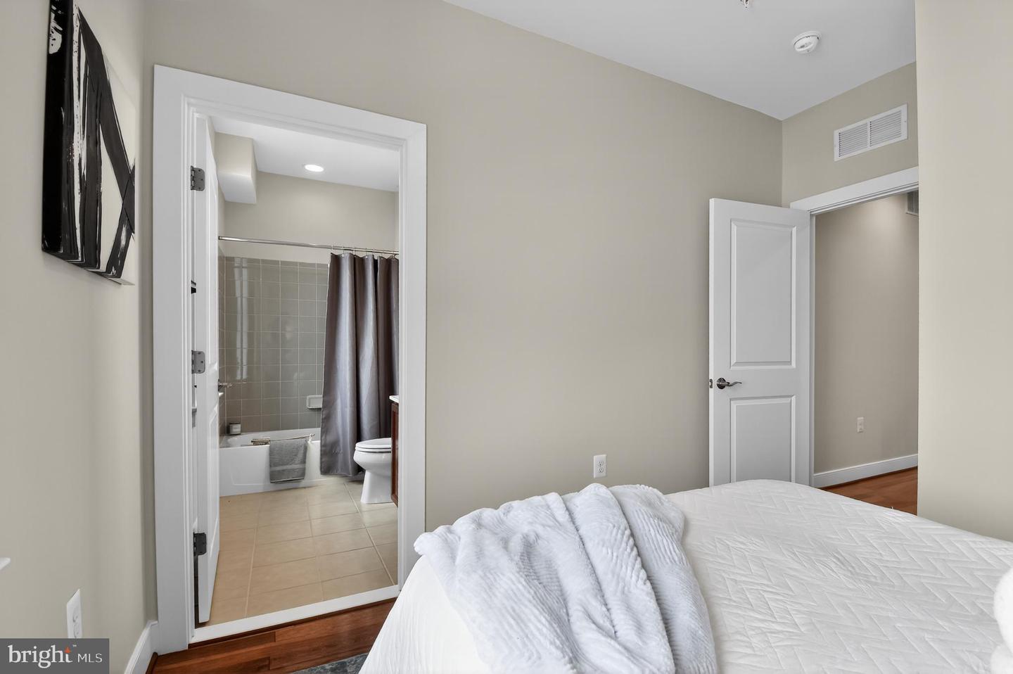 716 DIAMOND AVE, ALEXANDRIA, Virginia 22301, 3 Bedrooms Bedrooms, ,3 BathroomsBathrooms,Residential,For sale,716 DIAMOND AVE,VAAX2053444 MLS # VAAX2053444