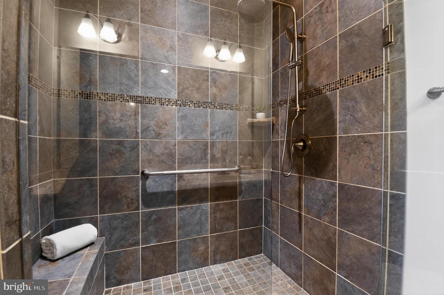 716 DIAMOND AVE, ALEXANDRIA, Virginia 22301, 3 Bedrooms Bedrooms, ,3 BathroomsBathrooms,Residential,For sale,716 DIAMOND AVE,VAAX2053444 MLS # VAAX2053444