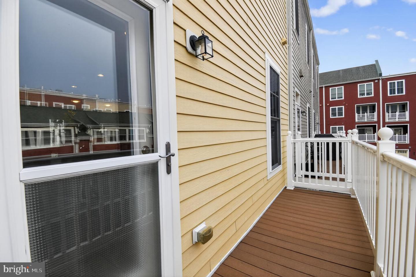 716 DIAMOND AVE, ALEXANDRIA, Virginia 22301, 3 Bedrooms Bedrooms, ,3 BathroomsBathrooms,Residential,For sale,716 DIAMOND AVE,VAAX2053444 MLS # VAAX2053444