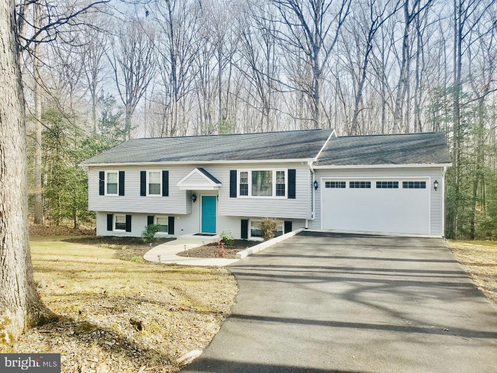 12207 PEMWOOD LN, FREDERICKSBURG, Virginia 22407, 4 Bedrooms Bedrooms, 7 Rooms Rooms,3 BathroomsBathrooms,Residential,For sale,12207 PEMWOOD LN,VASP2038800 MLS # VASP2038800