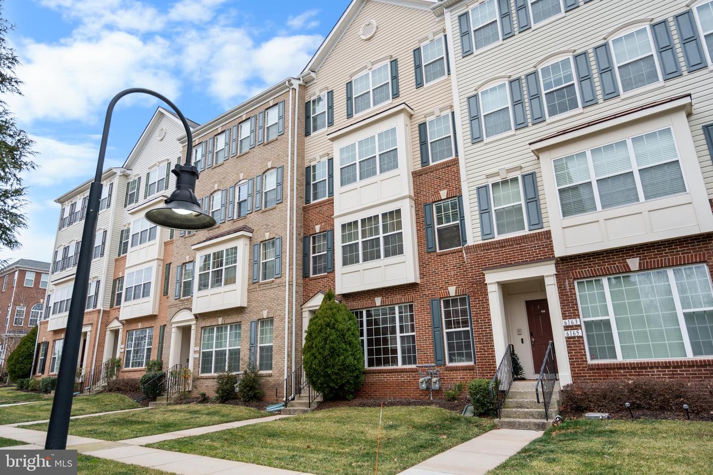 6159 ASTER HAVEN CIR, HAYMARKET, Virginia 20169, 3 Bedrooms Bedrooms, ,2 BathroomsBathrooms,Residential,For sale,6159 ASTER HAVEN CIR,VAPW2111072 MLS # VAPW2111072