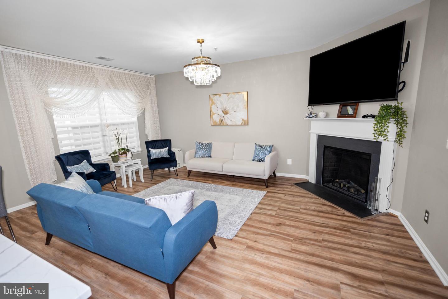 6159 ASTER HAVEN CIR, HAYMARKET, Virginia 20169, 3 Bedrooms Bedrooms, ,2 BathroomsBathrooms,Residential,For sale,6159 ASTER HAVEN CIR,VAPW2111072 MLS # VAPW2111072