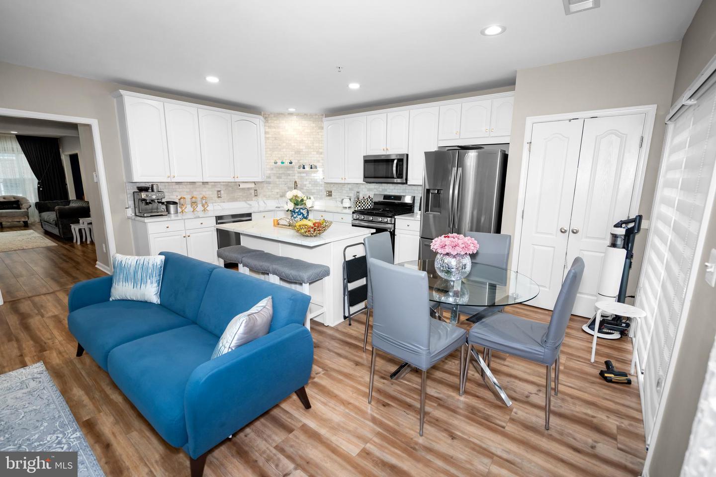 6159 ASTER HAVEN CIR, HAYMARKET, Virginia 20169, 3 Bedrooms Bedrooms, ,2 BathroomsBathrooms,Residential,For sale,6159 ASTER HAVEN CIR,VAPW2111072 MLS # VAPW2111072