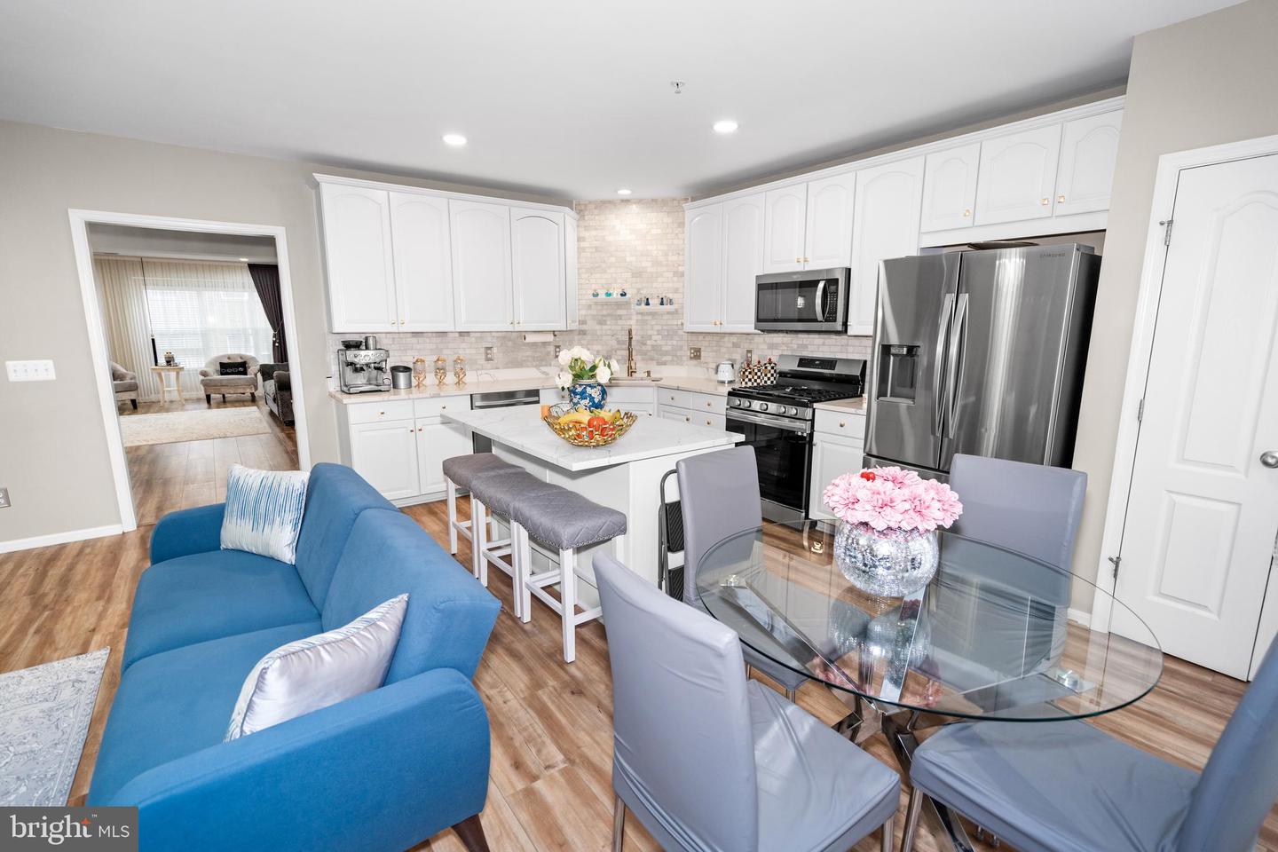 6159 ASTER HAVEN CIR, HAYMARKET, Virginia 20169, 3 Bedrooms Bedrooms, ,2 BathroomsBathrooms,Residential,For sale,6159 ASTER HAVEN CIR,VAPW2111072 MLS # VAPW2111072