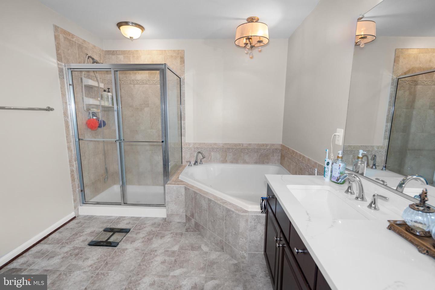 6159 ASTER HAVEN CIR, HAYMARKET, Virginia 20169, 3 Bedrooms Bedrooms, ,2 BathroomsBathrooms,Residential,For sale,6159 ASTER HAVEN CIR,VAPW2111072 MLS # VAPW2111072