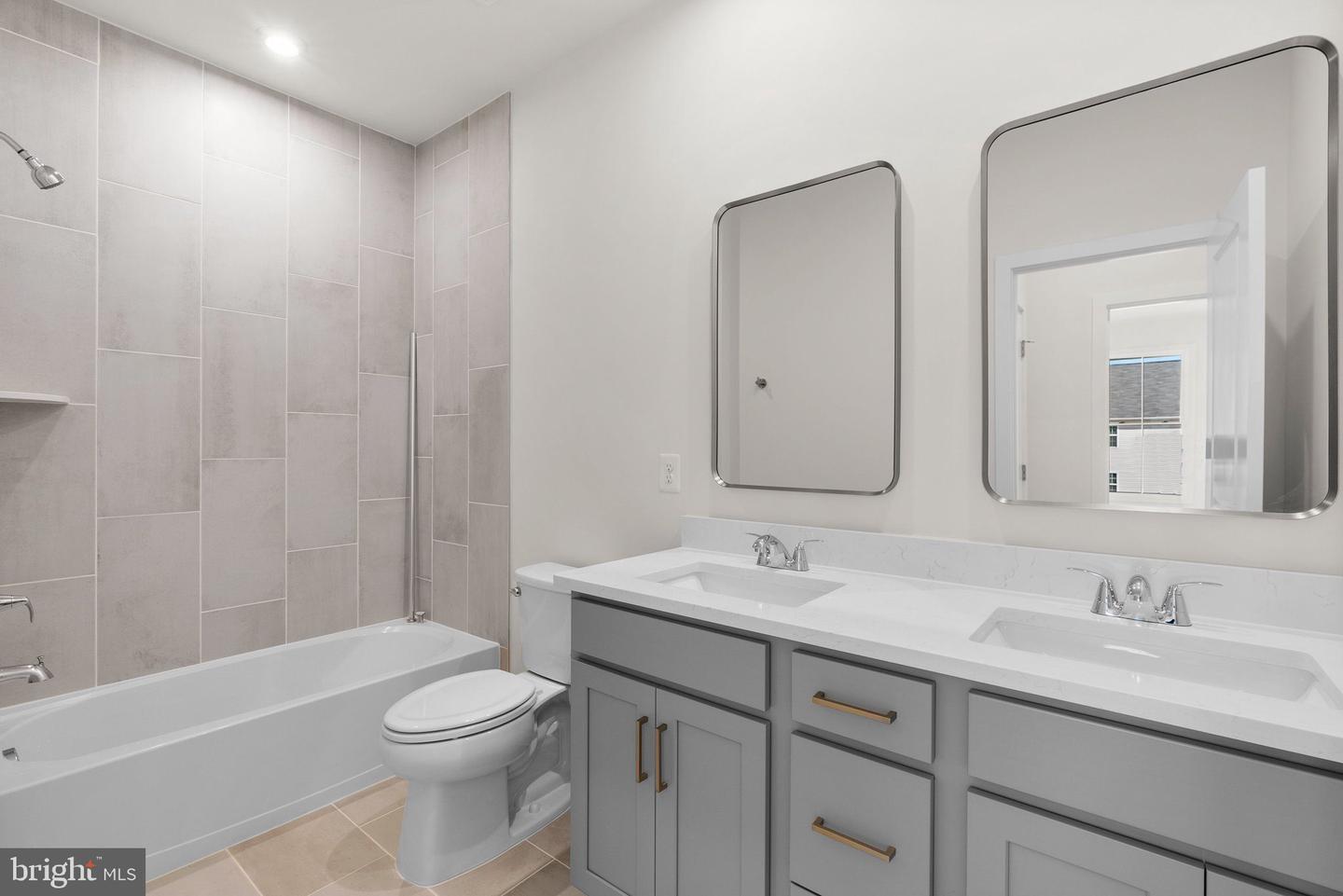 112 HEYFORD DR, STEPHENSON, Virginia 22656, 4 Bedrooms Bedrooms, ,3 BathroomsBathrooms,Residential,For sale,112 HEYFORD DR,VAFV2039202 MLS # VAFV2039202