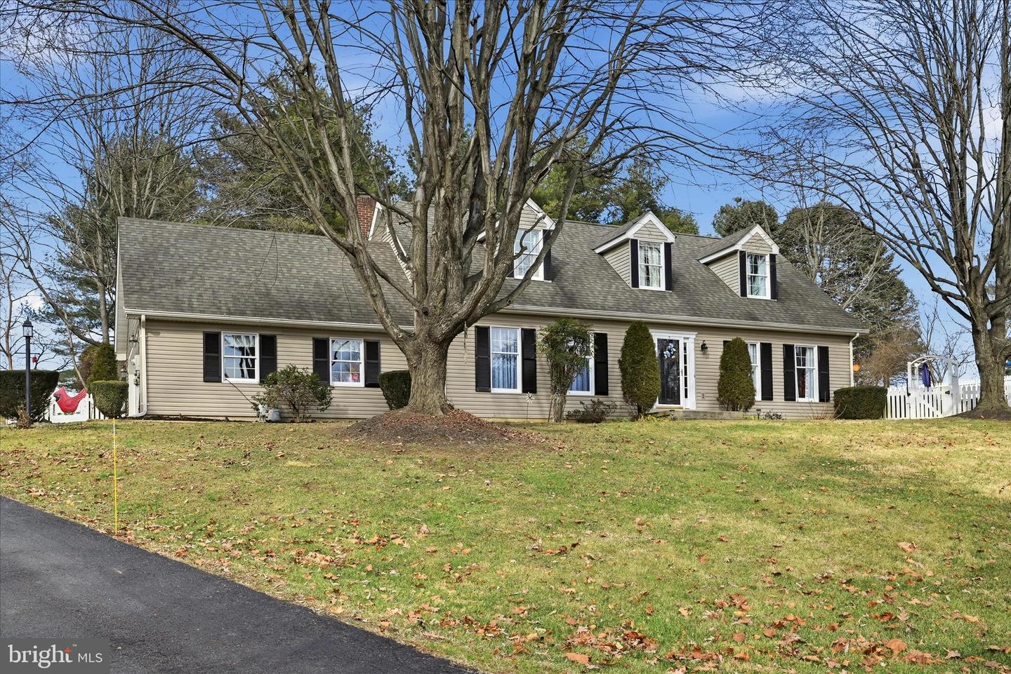 783 BOWLING GREEN RD, FRONT ROYAL, Virginia 22630, 3 Bedrooms Bedrooms, ,3 BathroomsBathrooms,Residential,For sale,783 BOWLING GREEN RD,VAWR2013228 MLS # VAWR2013228