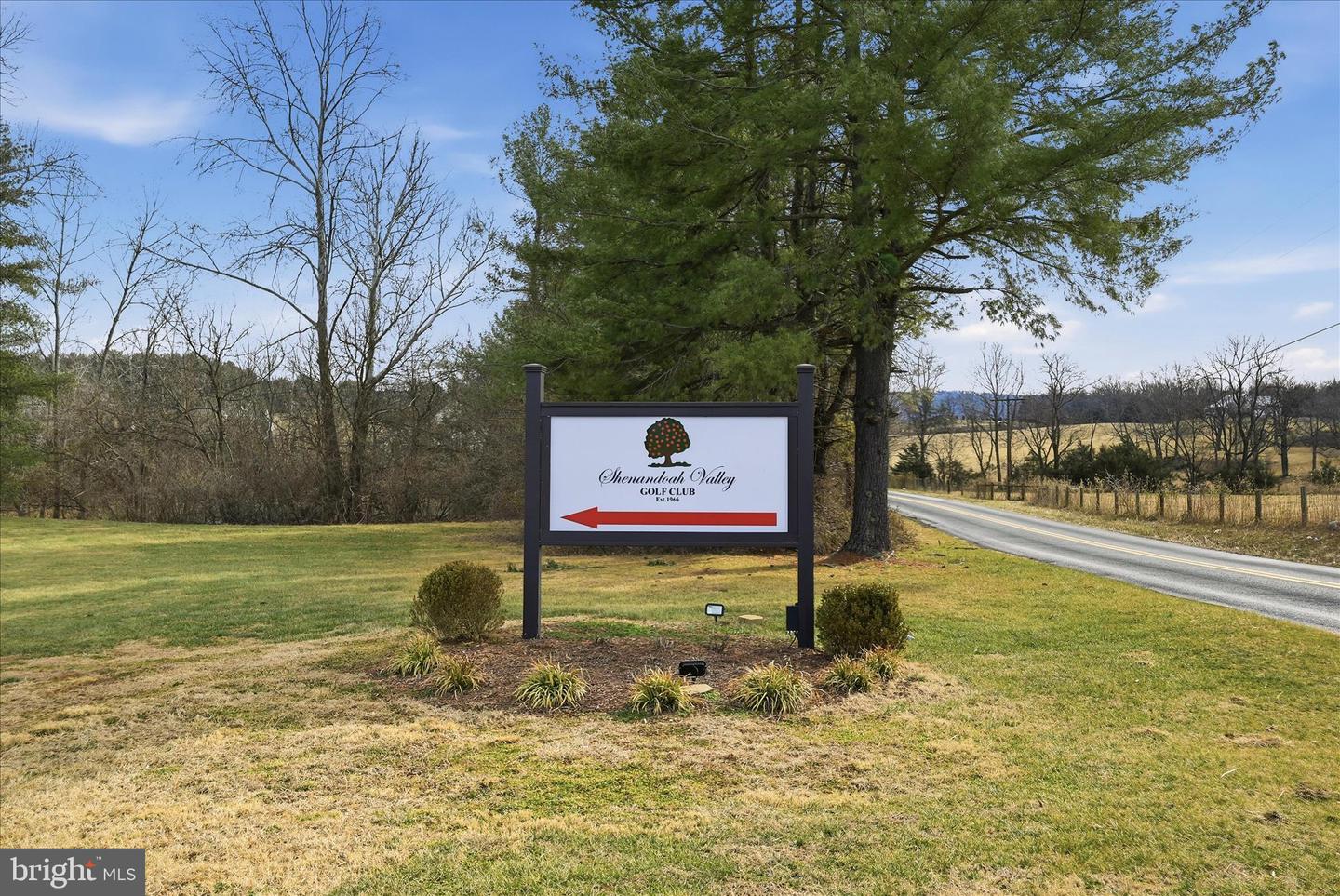 783 BOWLING GREEN RD, FRONT ROYAL, Virginia 22630, 3 Bedrooms Bedrooms, ,3 BathroomsBathrooms,Residential,For sale,783 BOWLING GREEN RD,VAWR2013228 MLS # VAWR2013228