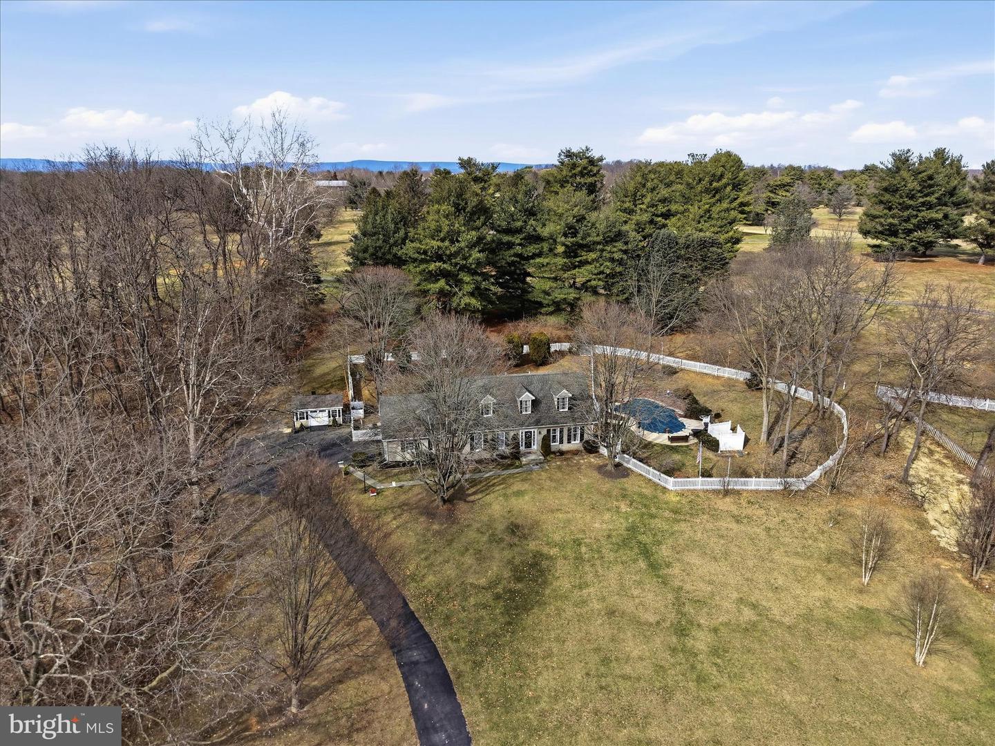 783 BOWLING GREEN RD, FRONT ROYAL, Virginia 22630, 3 Bedrooms Bedrooms, ,3 BathroomsBathrooms,Residential,For sale,783 BOWLING GREEN RD,VAWR2013228 MLS # VAWR2013228