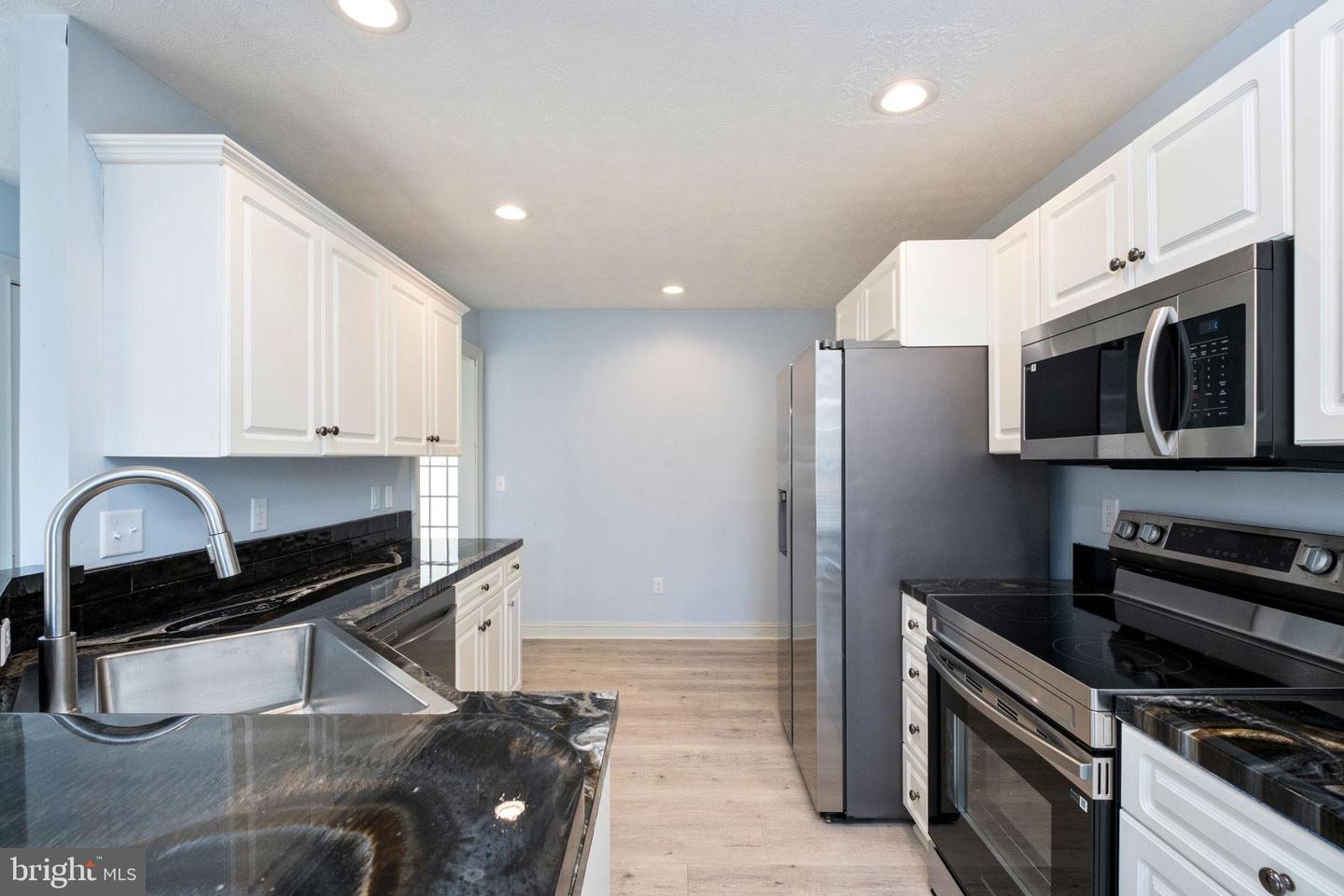 1851 RHIANON LN, HARRISONBURG, Virginia 22801, 5 Bedrooms Bedrooms, 13 Rooms Rooms,4 BathroomsBathrooms,Residential,For sale,1851 RHIANON LN,VAHC2000540 MLS # VAHC2000540