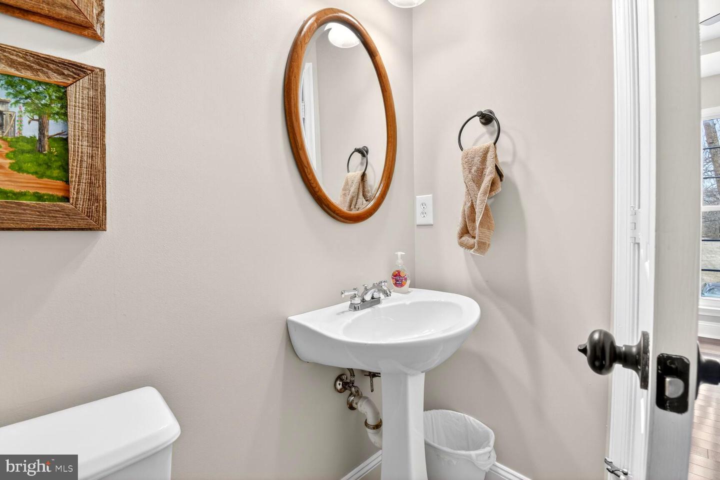 20409 BASELINE TER, ASHBURN, Virginia 20147, 3 Bedrooms Bedrooms, ,2 BathroomsBathrooms,Residential,For sale,20409 BASELINE TER,VALO2114602 MLS # VALO2114602