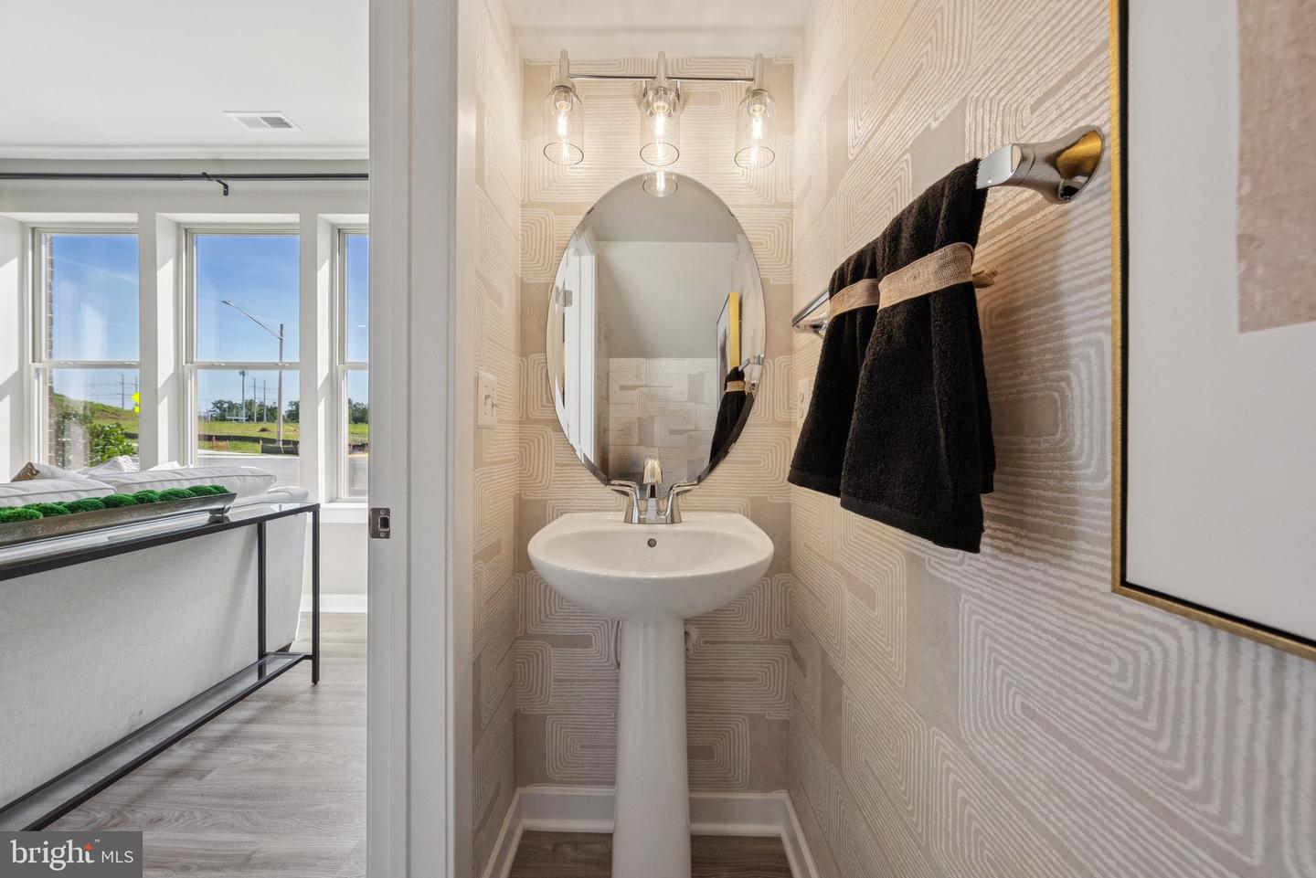 14128 SLATE ST, WOODBRIDGE, Virginia 22193, 3 Bedrooms Bedrooms, ,2 BathroomsBathrooms,Residential,For sale,14128 SLATE ST,VAPW2111204 MLS # VAPW2111204