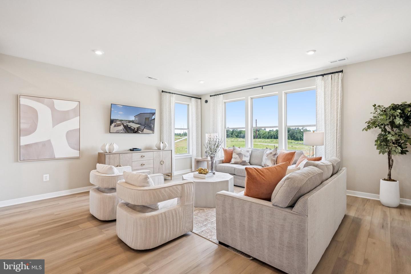 14120 SLATE ST, WOODBRIDGE, Virginia 22193, 3 Bedrooms Bedrooms, ,2 BathroomsBathrooms,Residential,For sale,14120 SLATE ST,VAPW2111222 MLS # VAPW2111222