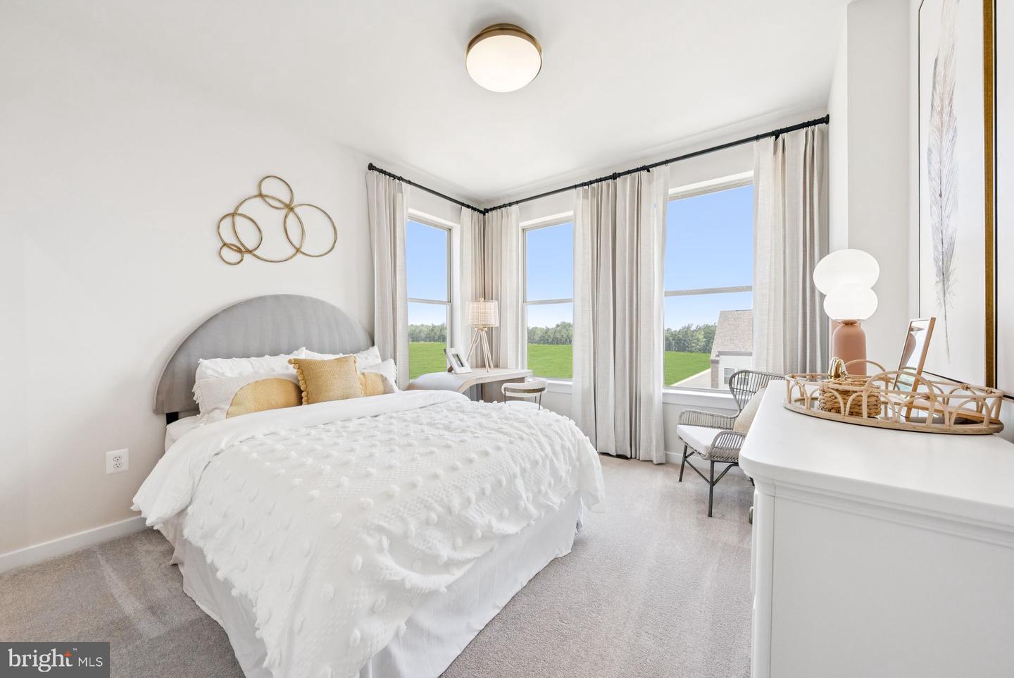 14112 SLATE ST, WOODBRIDGE, Virginia 22193, 3 Bedrooms Bedrooms, ,2 BathroomsBathrooms,Residential,For sale,14112 SLATE ST,VAPW2111224 MLS # VAPW2111224