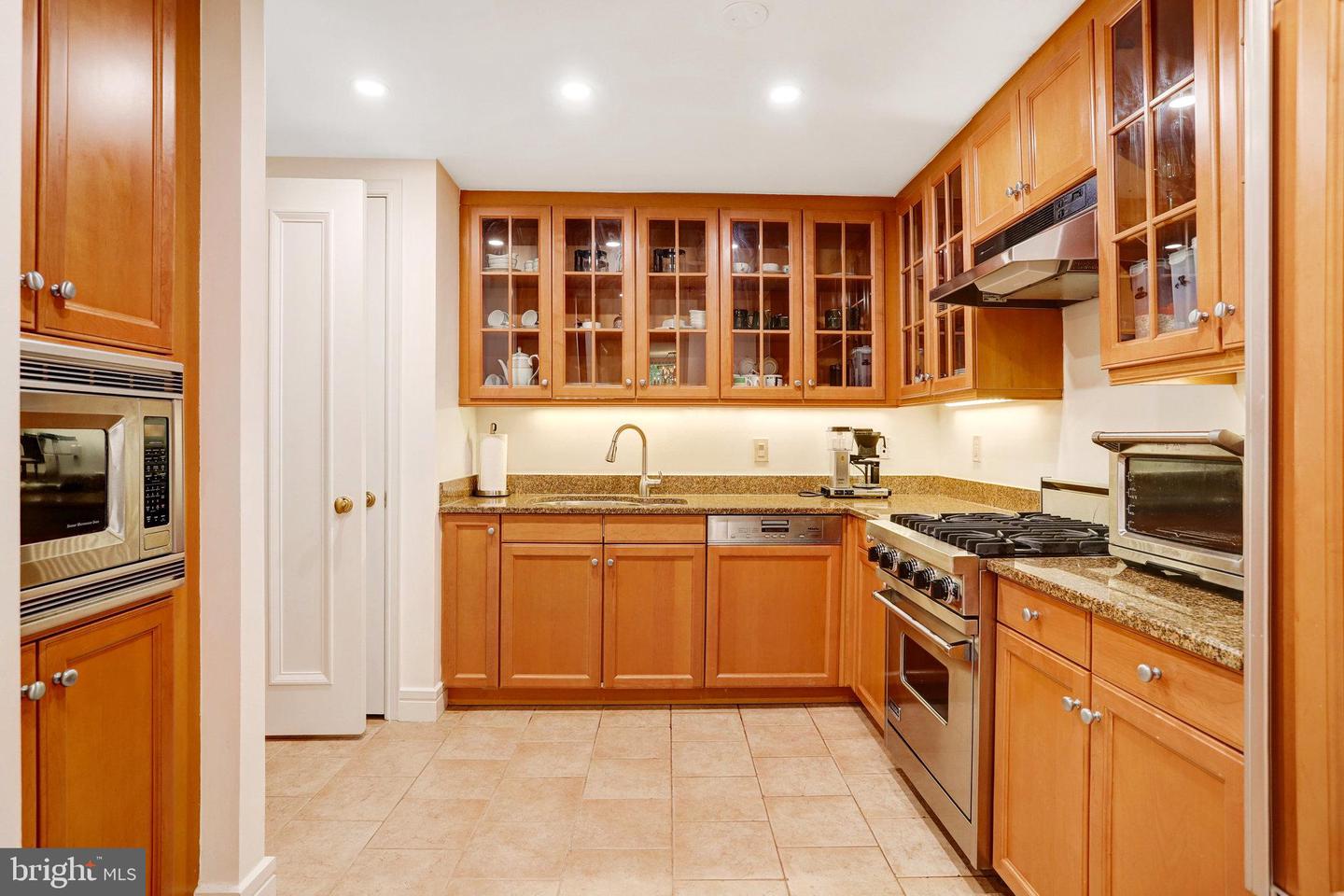 1155 23RD ST NW #2E, WASHINGTON, District Of Columbia 20037, 1 Bedroom Bedrooms, ,1 BathroomBathrooms,Residential,For sale,1155 23RD ST NW #2E,DCDC2243202 MLS # DCDC2243202