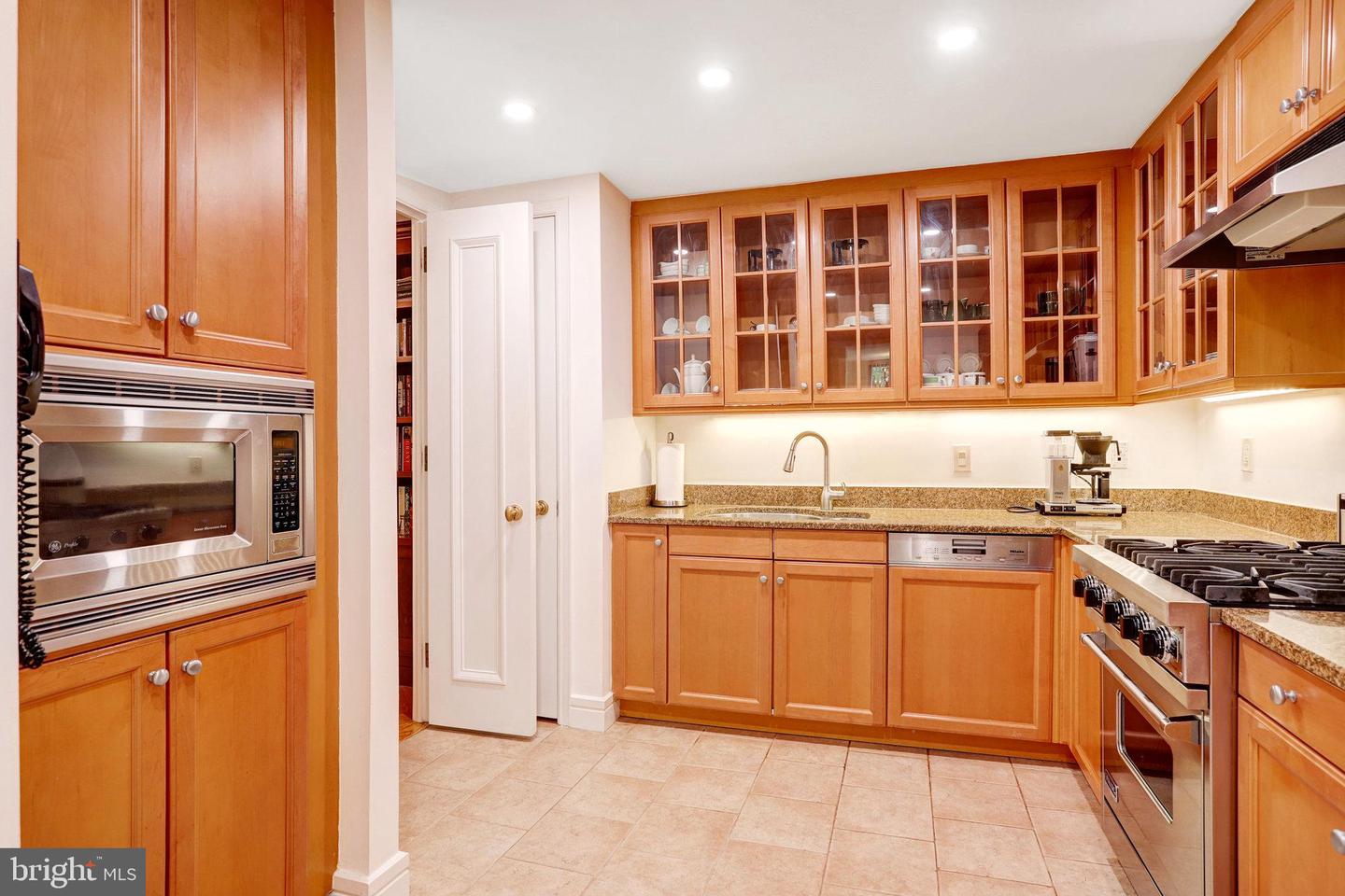 1155 23RD ST NW #2E, WASHINGTON, District Of Columbia 20037, 1 Bedroom Bedrooms, ,1 BathroomBathrooms,Residential,For sale,1155 23RD ST NW #2E,DCDC2243202 MLS # DCDC2243202