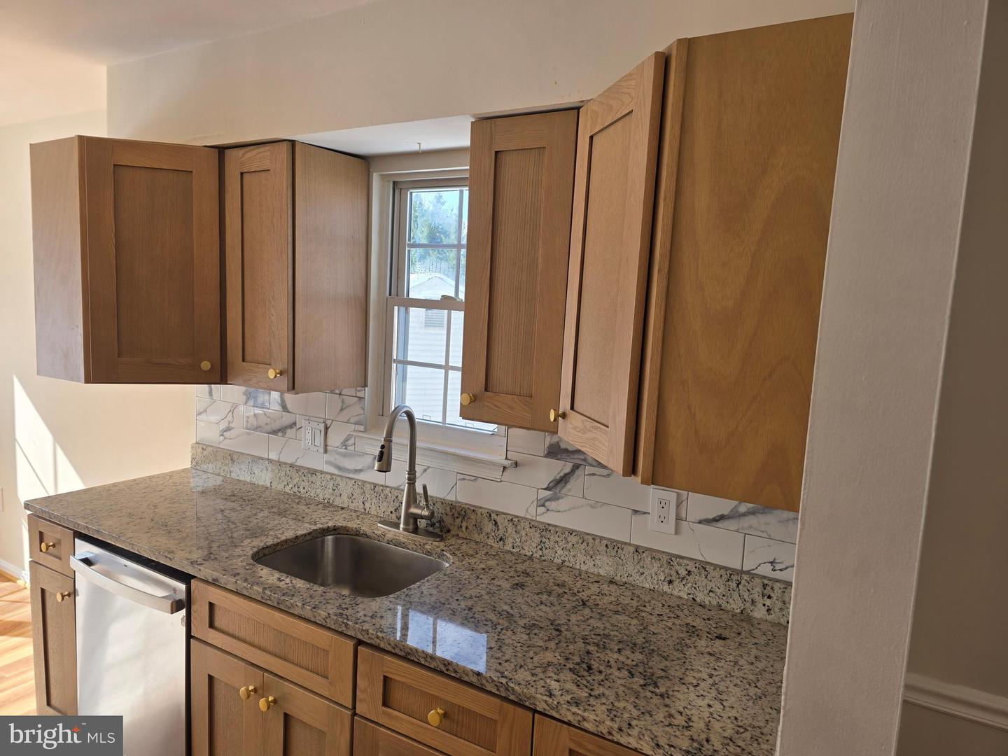 10217 MCKEAN CT, GREAT FALLS, Virginia 22066, 4 Bedrooms Bedrooms, ,3 BathroomsBathrooms,Residential,For sale,10217 MCKEAN CT,VALO2114644 MLS # VALO2114644 10217 MCKEAN CT, GREAT FALLS, Virginia 22066, 4 Bedrooms Bedrooms, ,3 BathroomsBathrooms,Residential,For sale,10217 MCKEAN CT,VALO2114644 MLS # VALO2114644