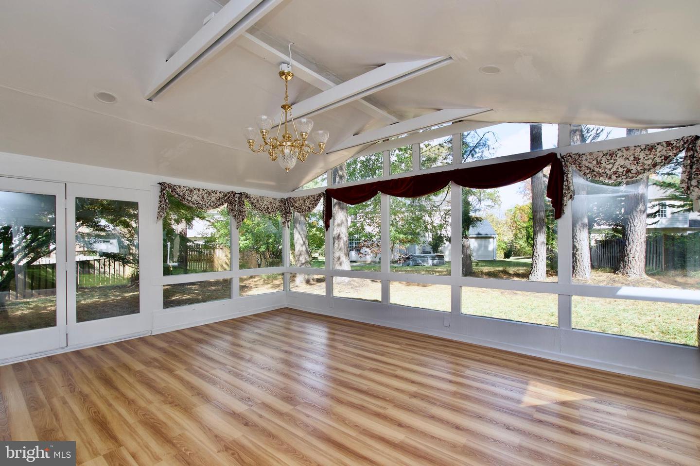 10217 MCKEAN CT, GREAT FALLS, Virginia 22066, 4 Bedrooms Bedrooms, ,3 BathroomsBathrooms,Residential,For sale,10217 MCKEAN CT,VALO2114644 MLS # VALO2114644 10217 MCKEAN CT, GREAT FALLS, Virginia 22066, 4 Bedrooms Bedrooms, ,3 BathroomsBathrooms,Residential,For sale,10217 MCKEAN CT,VALO2114644 MLS # VALO2114644