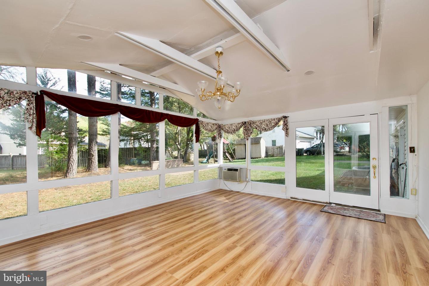 10217 MCKEAN CT, GREAT FALLS, Virginia 22066, 4 Bedrooms Bedrooms, ,3 BathroomsBathrooms,Residential,For sale,10217 MCKEAN CT,VALO2114644 MLS # VALO2114644 10217 MCKEAN CT, GREAT FALLS, Virginia 22066, 4 Bedrooms Bedrooms, ,3 BathroomsBathrooms,Residential,For sale,10217 MCKEAN CT,VALO2114644 MLS # VALO2114644