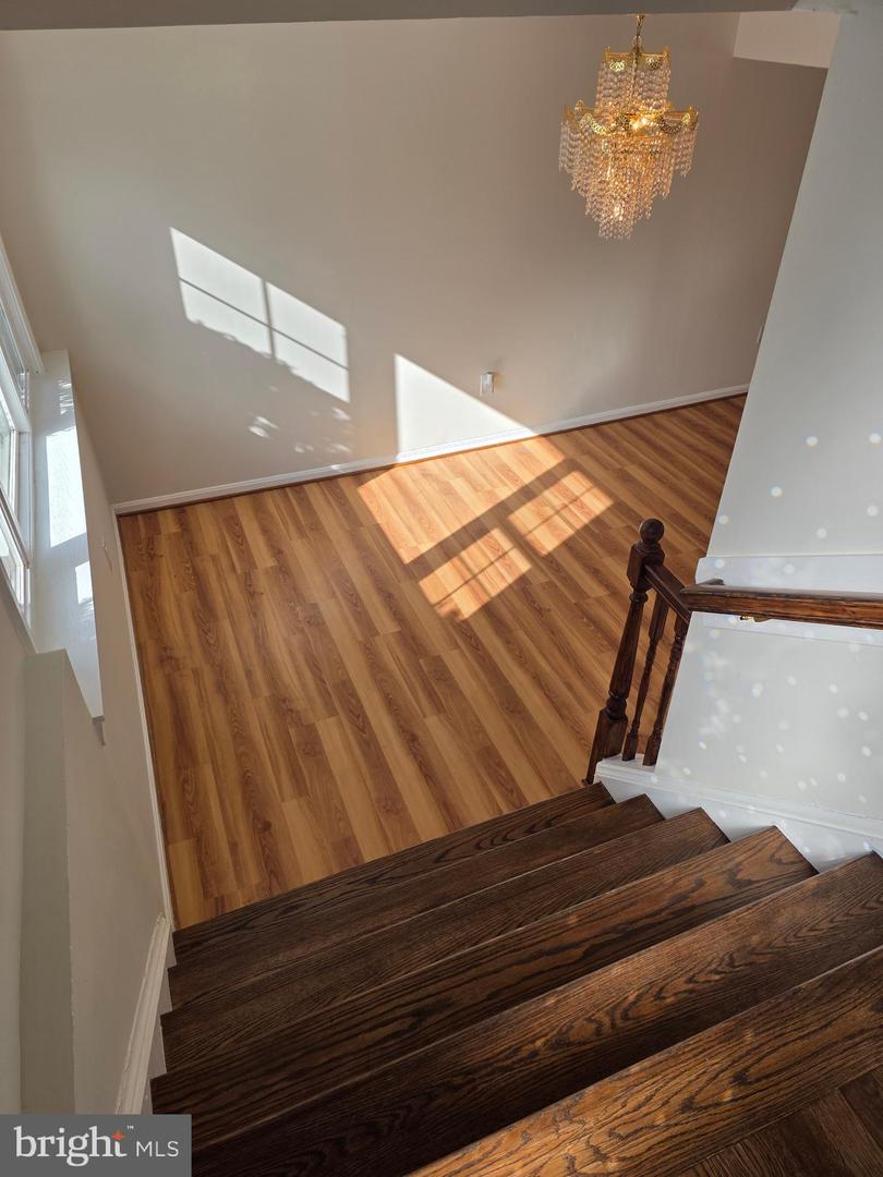 10217 MCKEAN CT, GREAT FALLS, Virginia 22066, 4 Bedrooms Bedrooms, ,3 BathroomsBathrooms,Residential,For sale,10217 MCKEAN CT,VALO2114644 MLS # VALO2114644 10217 MCKEAN CT, GREAT FALLS, Virginia 22066, 4 Bedrooms Bedrooms, ,3 BathroomsBathrooms,Residential,For sale,10217 MCKEAN CT,VALO2114644 MLS # VALO2114644