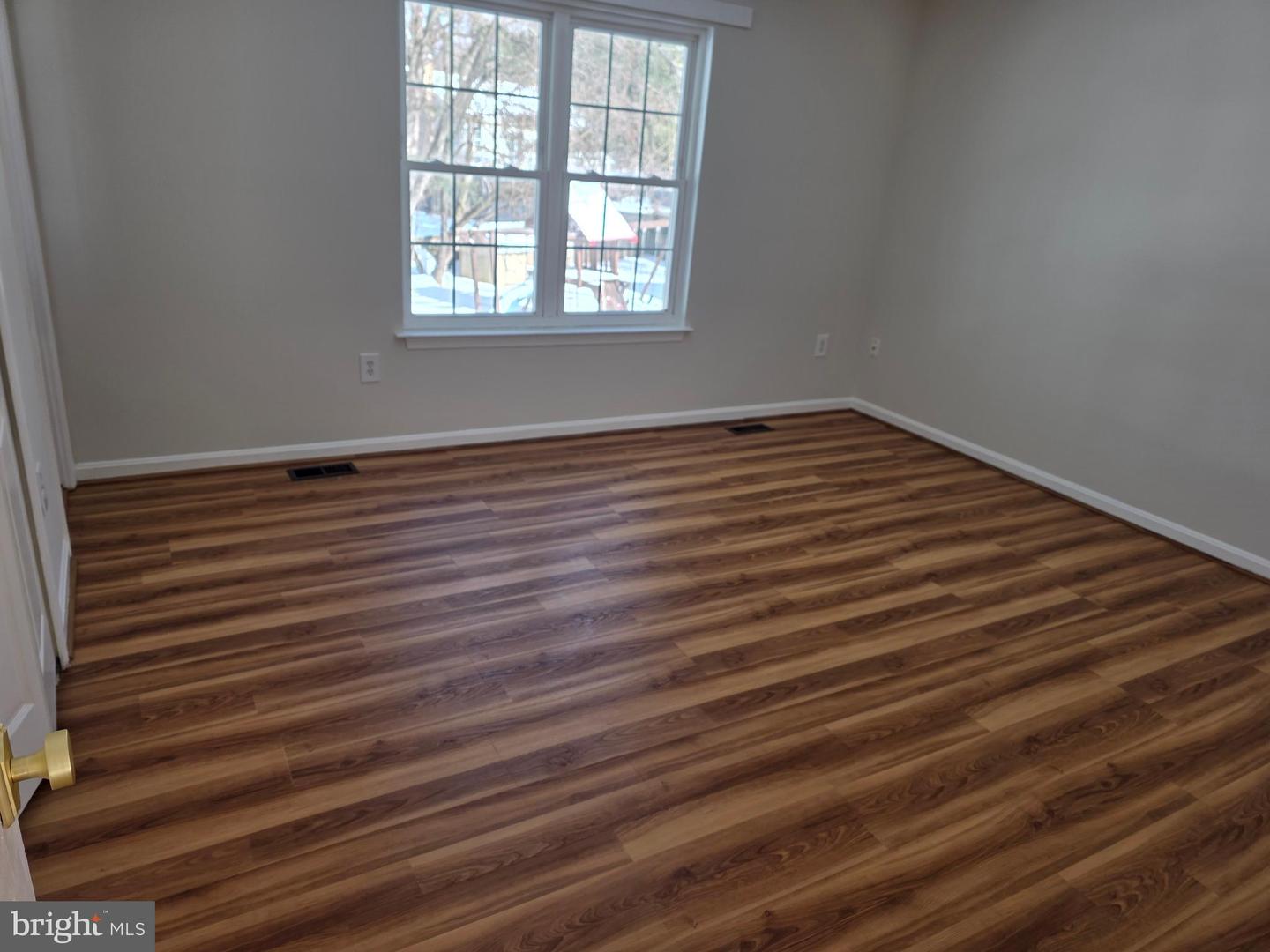 10217 MCKEAN CT, GREAT FALLS, Virginia 22066, 4 Bedrooms Bedrooms, ,3 BathroomsBathrooms,Residential,For sale,10217 MCKEAN CT,VALO2114644 MLS # VALO2114644 10217 MCKEAN CT, GREAT FALLS, Virginia 22066, 4 Bedrooms Bedrooms, ,3 BathroomsBathrooms,Residential,For sale,10217 MCKEAN CT,VALO2114644 MLS # VALO2114644