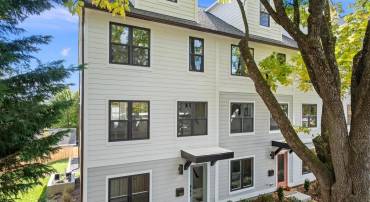 915 N IRVING ST, ARLINGTON, Virginia 22201, 4 Bedrooms Bedrooms, ,4 BathroomsBathrooms,Residential,For sale,915 N IRVING ST,VAAR2068142 MLS # VAAR2068142