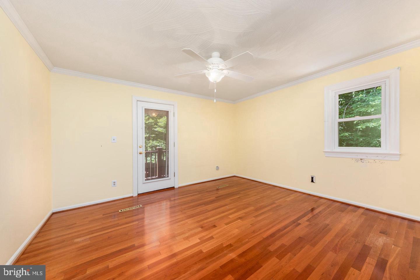 211 SLEEPY HOLLOW TRL, FREDERICKSBURG, Virginia 22405, 5 Bedrooms Bedrooms, ,3 BathroomsBathrooms,Residential,For sale,211 SLEEPY HOLLOW TRL,VAST2045490 MLS # VAST2045490