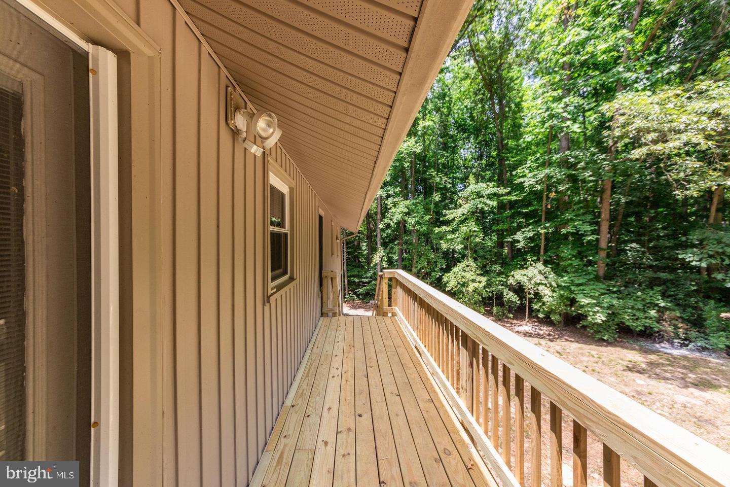 211 SLEEPY HOLLOW TRL, FREDERICKSBURG, Virginia 22405, 5 Bedrooms Bedrooms, ,3 BathroomsBathrooms,Residential,For sale,211 SLEEPY HOLLOW TRL,VAST2045490 MLS # VAST2045490