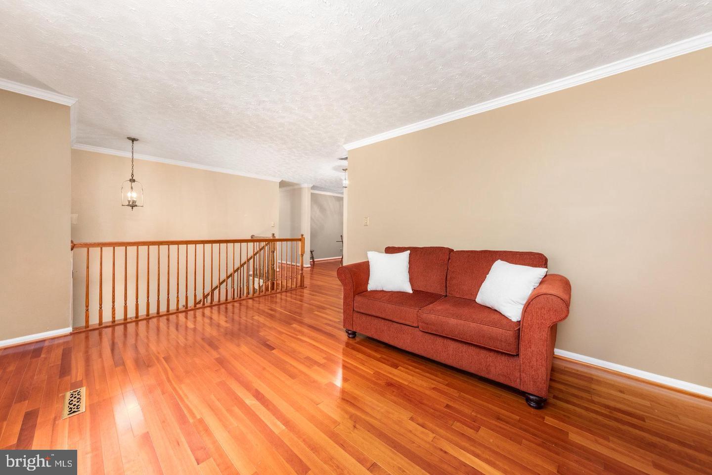 211 SLEEPY HOLLOW TRL, FREDERICKSBURG, Virginia 22405, 5 Bedrooms Bedrooms, ,3 BathroomsBathrooms,Residential,For sale,211 SLEEPY HOLLOW TRL,VAST2045490 MLS # VAST2045490