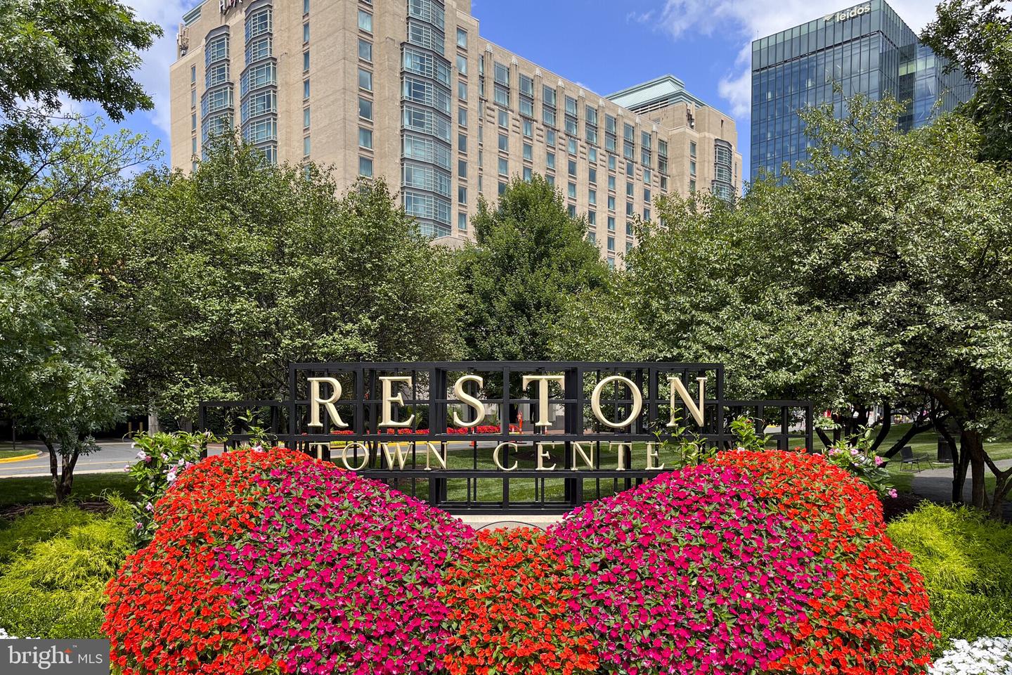 2603 LOGANBERRY DR, HERNDON, Virginia 20171, 4 Bedrooms Bedrooms, ,3 BathroomsBathrooms,Residential,For sale,2603 LOGANBERRY DR,VAFX2287554 MLS # VAFX2287554