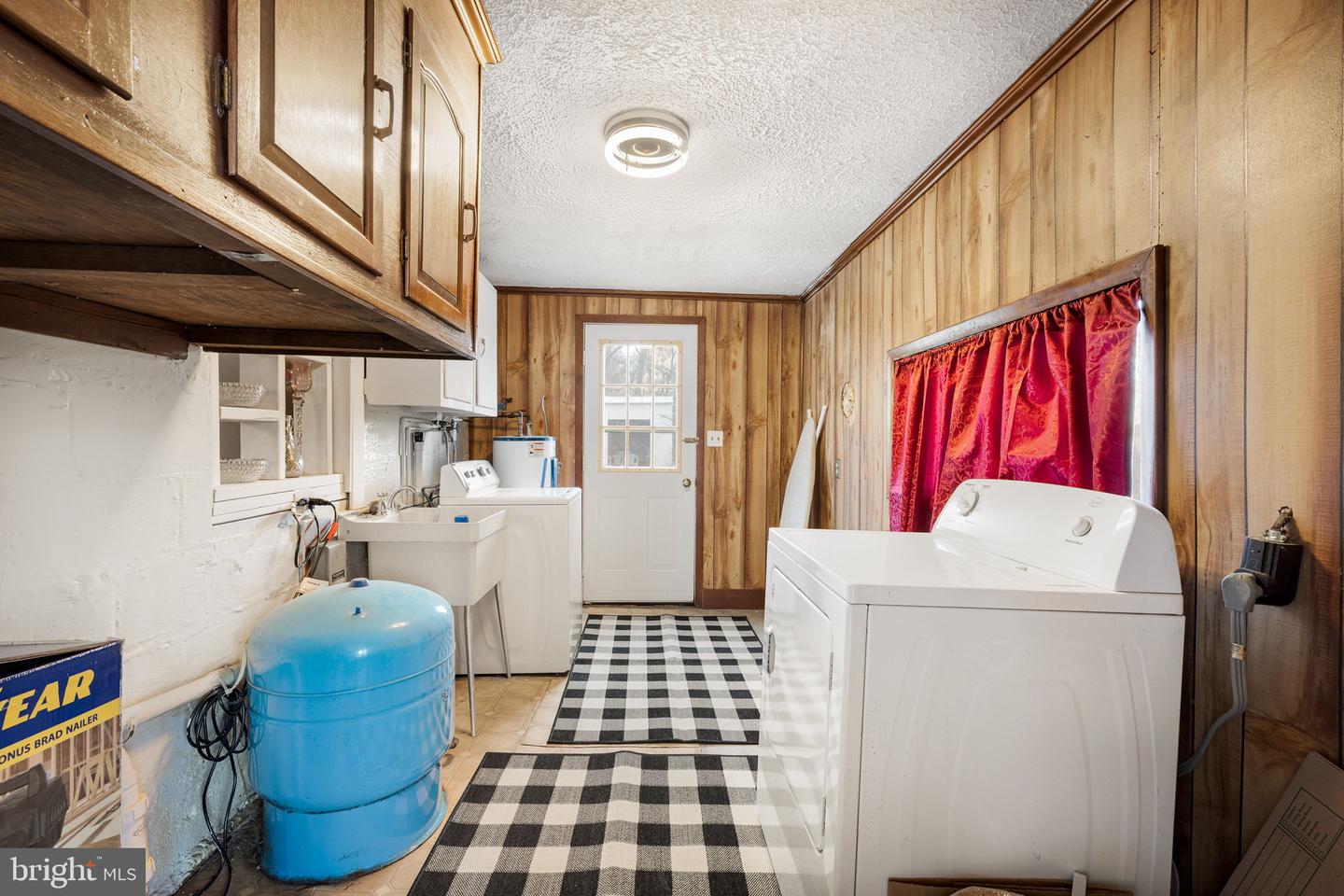 1960 ZACHARY TAYLOR HWY, FRONT ROYAL, Virginia 22630, ,Residential,For sale,1960 ZACHARY TAYLOR HWY,VARP2001810 MLS # VARP2001810